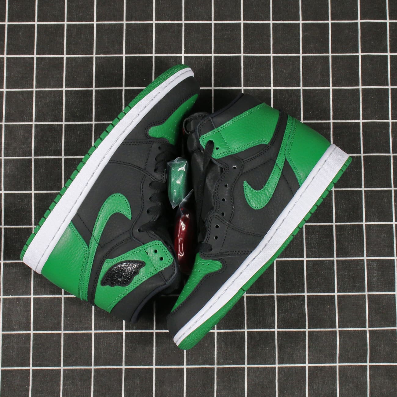 Jordan 1 Retro High Pine Green Black Replica