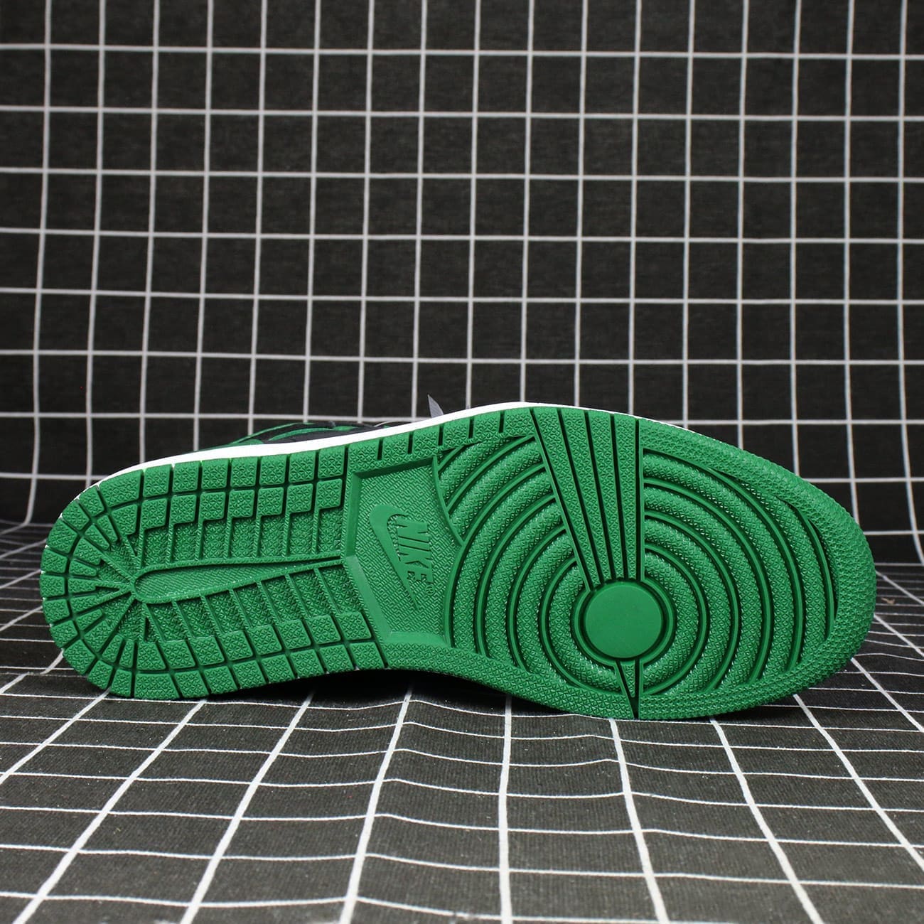 Jordan 1 Retro High Pine Green Black Replica