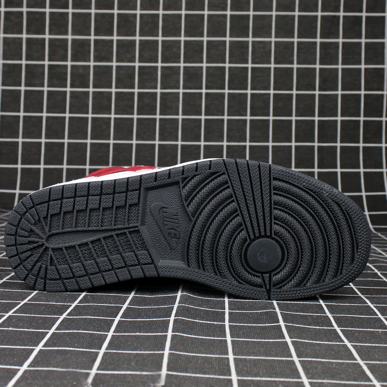 Jordan 1 Retro High Light Smoke Grey Replica