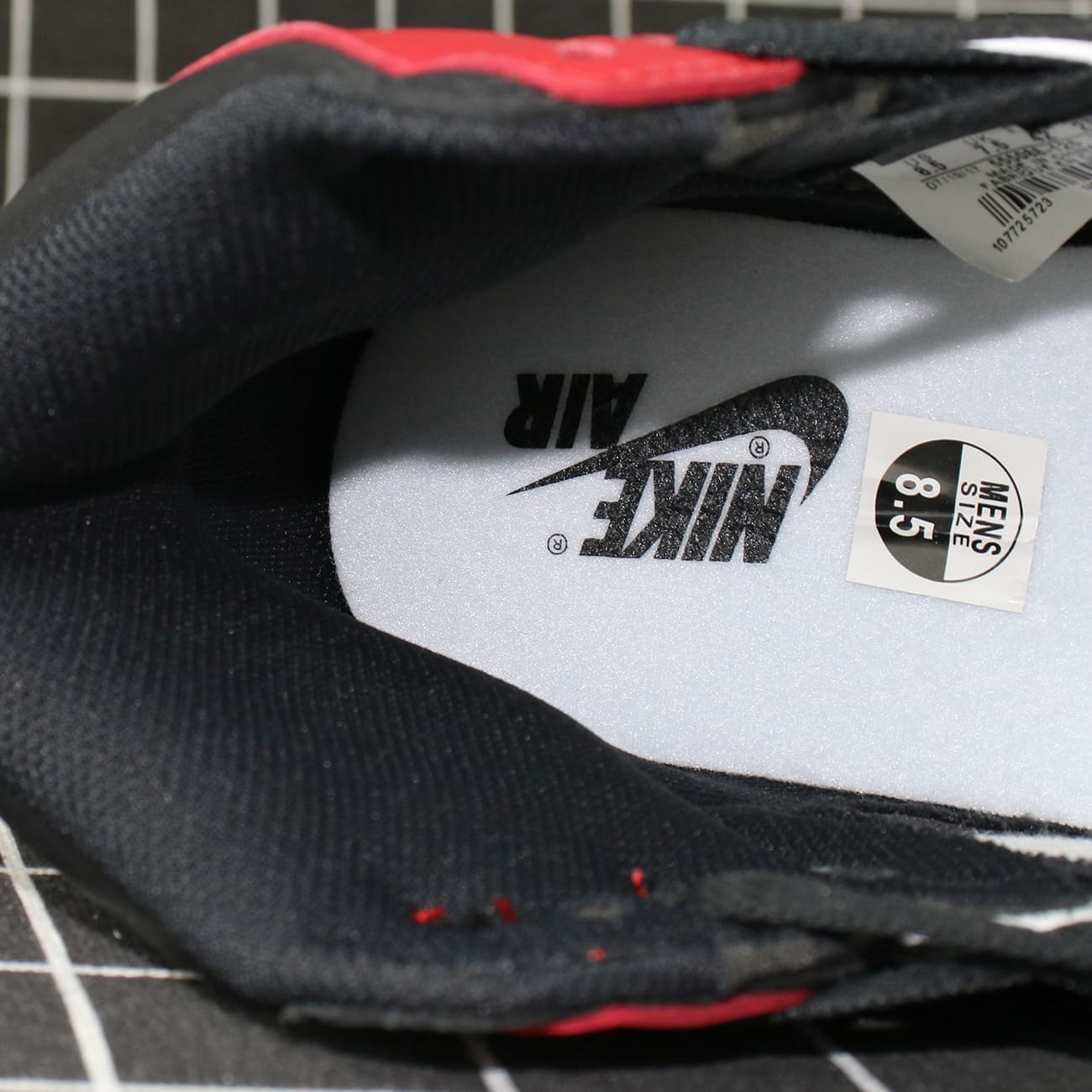 Air Jordan 1 Retro High OG Black Toe Replica