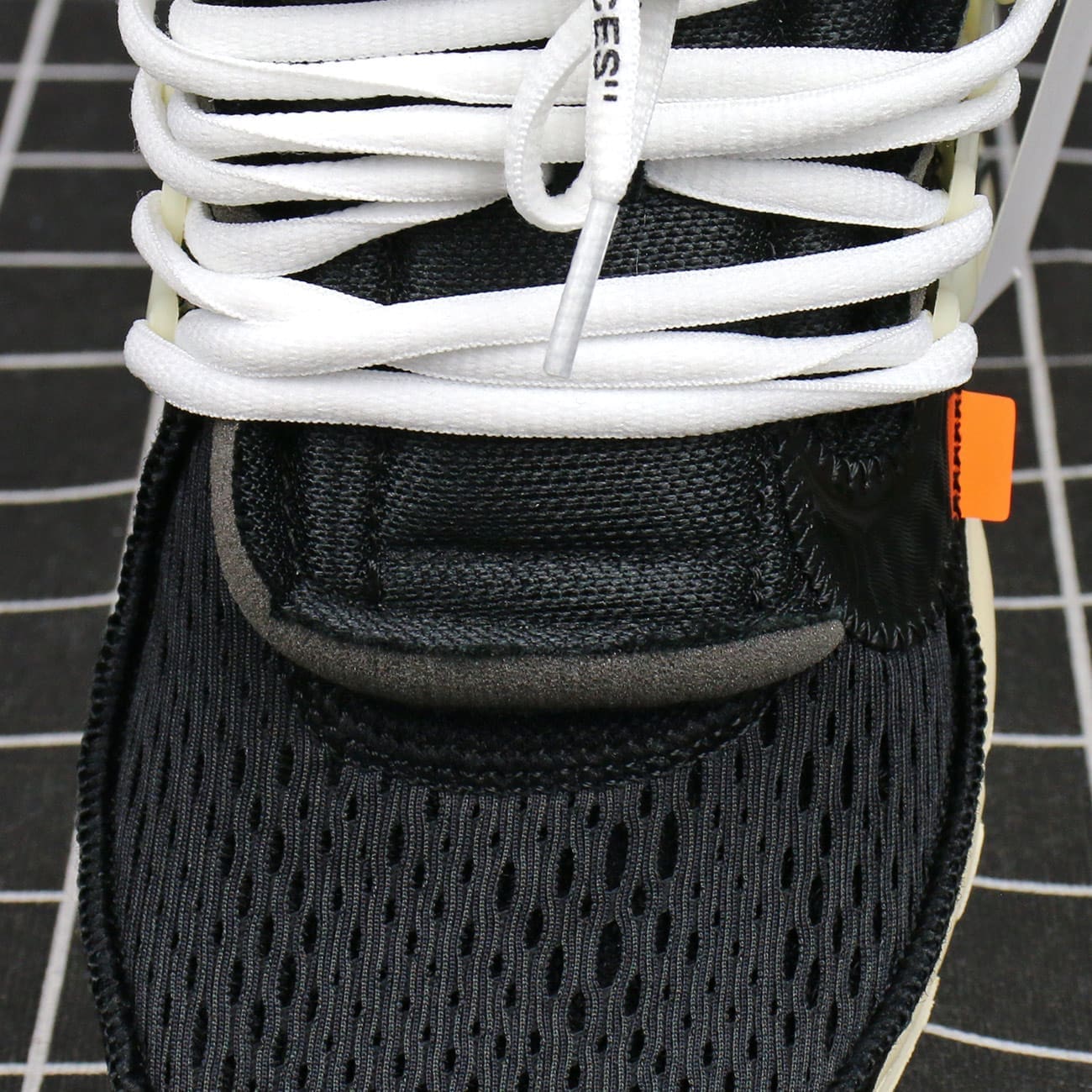 Nike Air Presto Black White Replica
