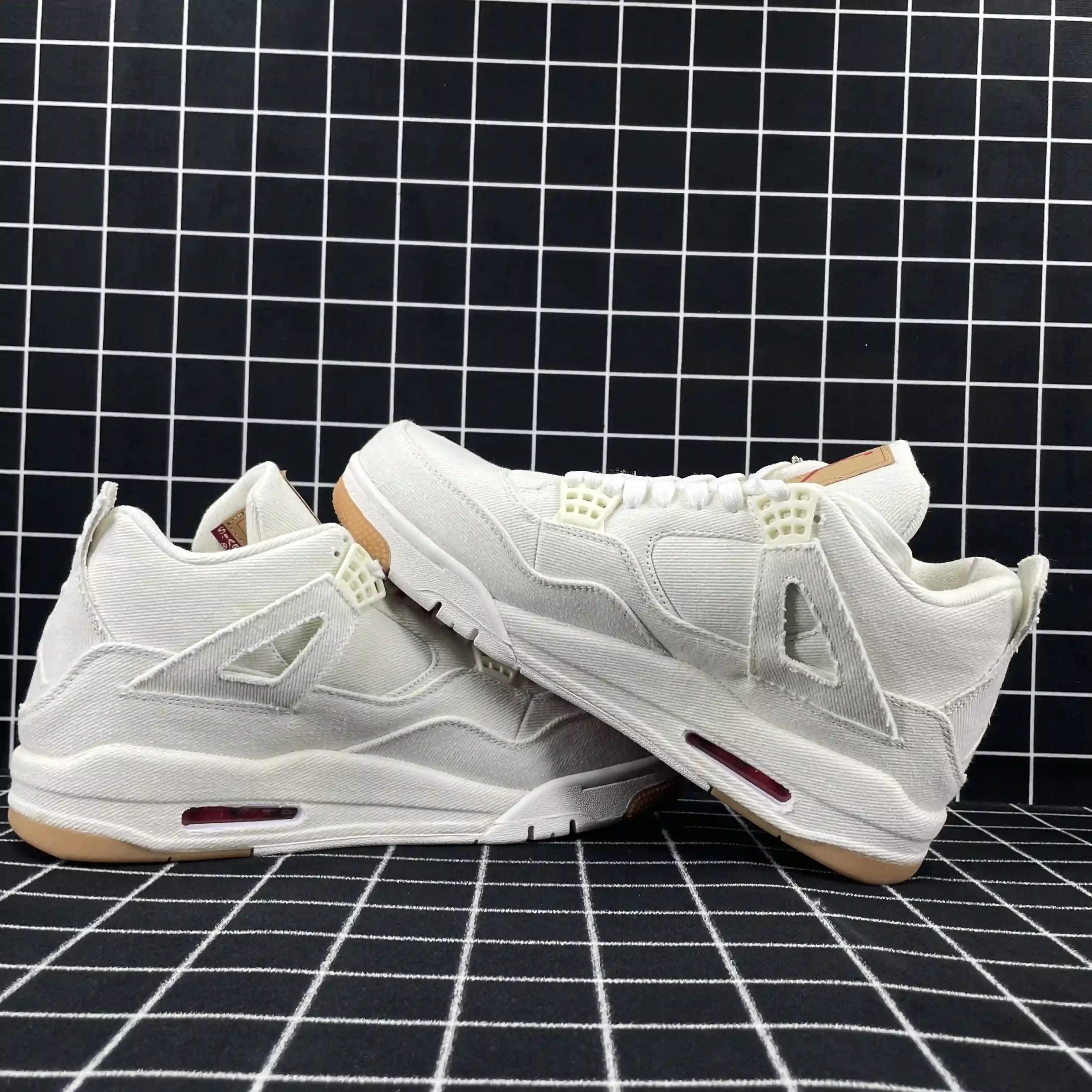 Jordan 4 Retro Levi’s White Replica