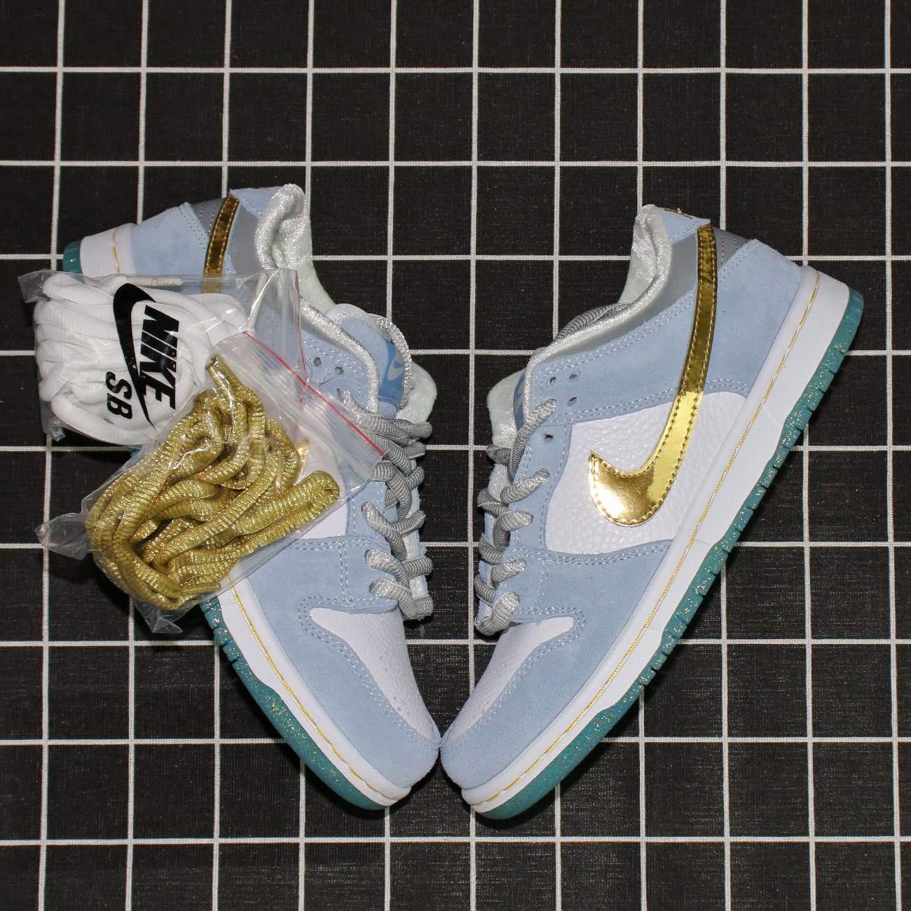 Nike SB Dunk Low Sean Cliver Replica