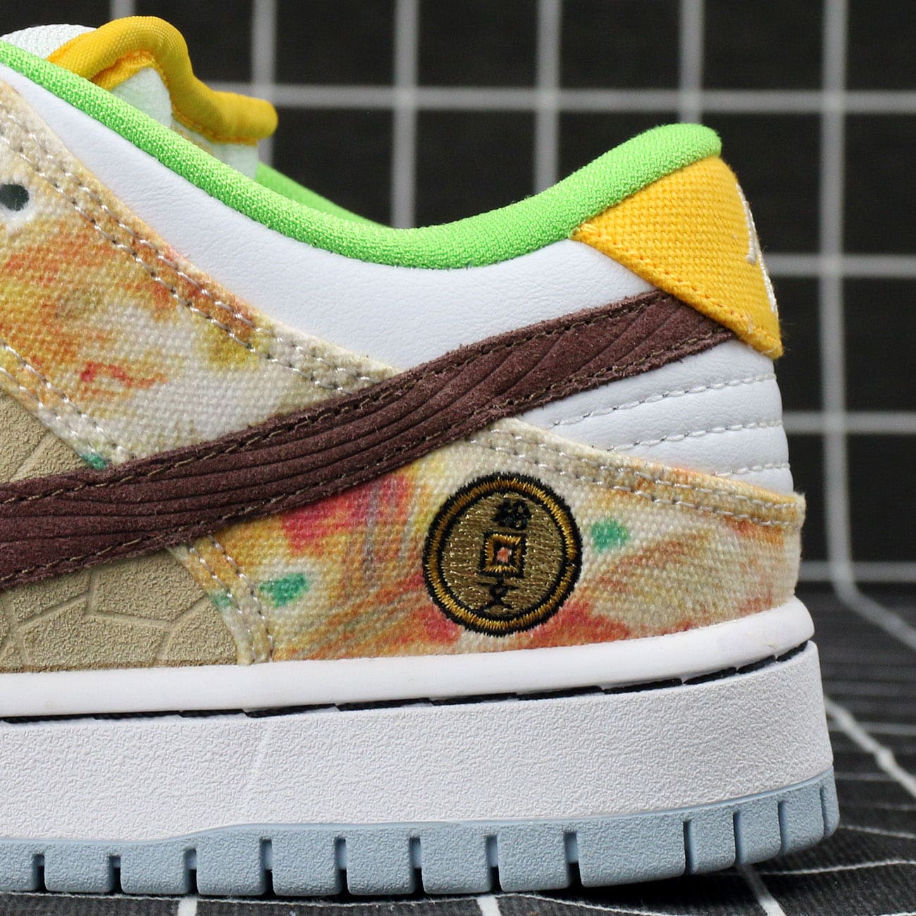 Nike SB Dunk Low Street Hawker (2021) Replica