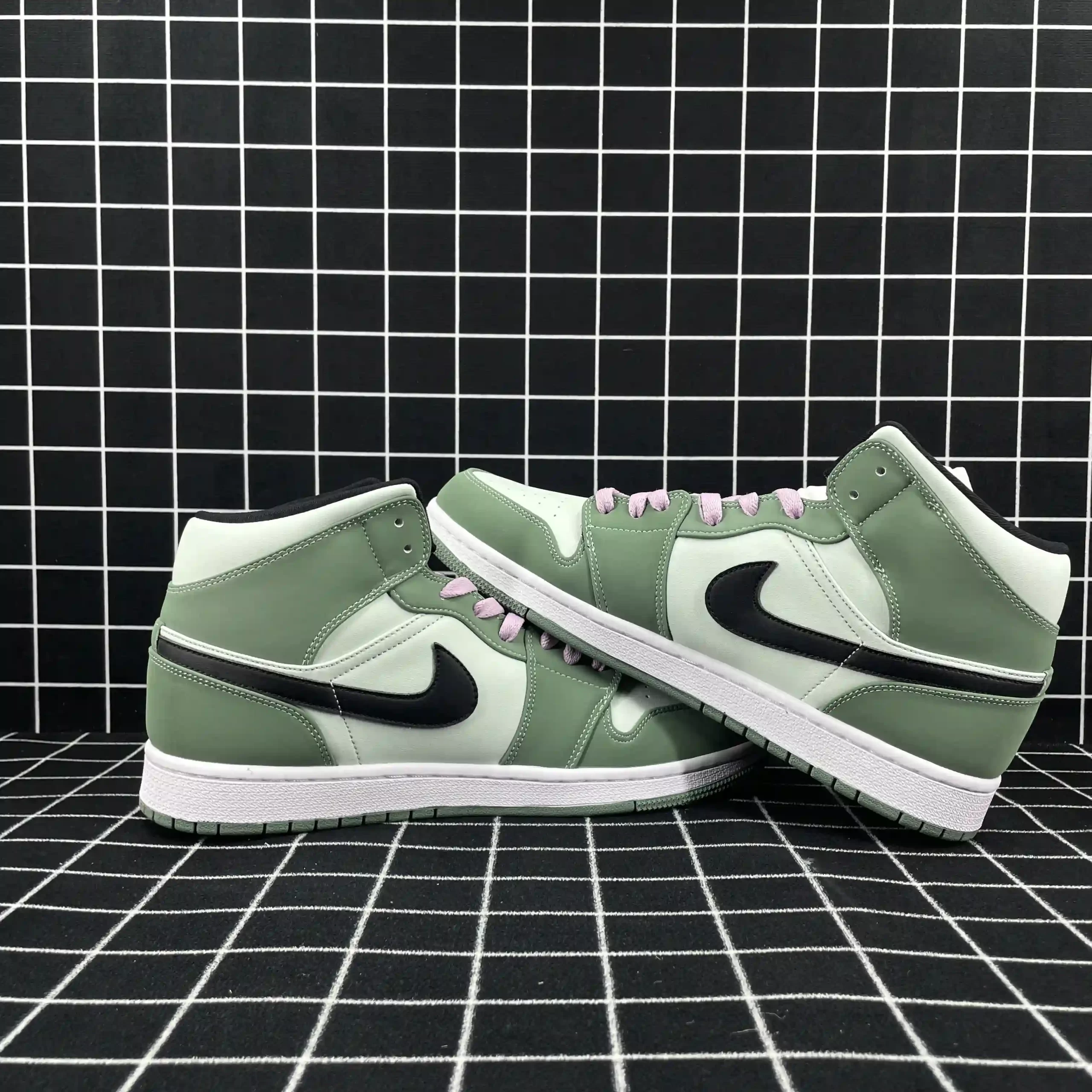 Air Jordan 1 Mid Dutch Green (W) Replica