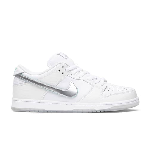 nike sb dunk low Di*m*nd s*pply co white Di*m*nd replica
