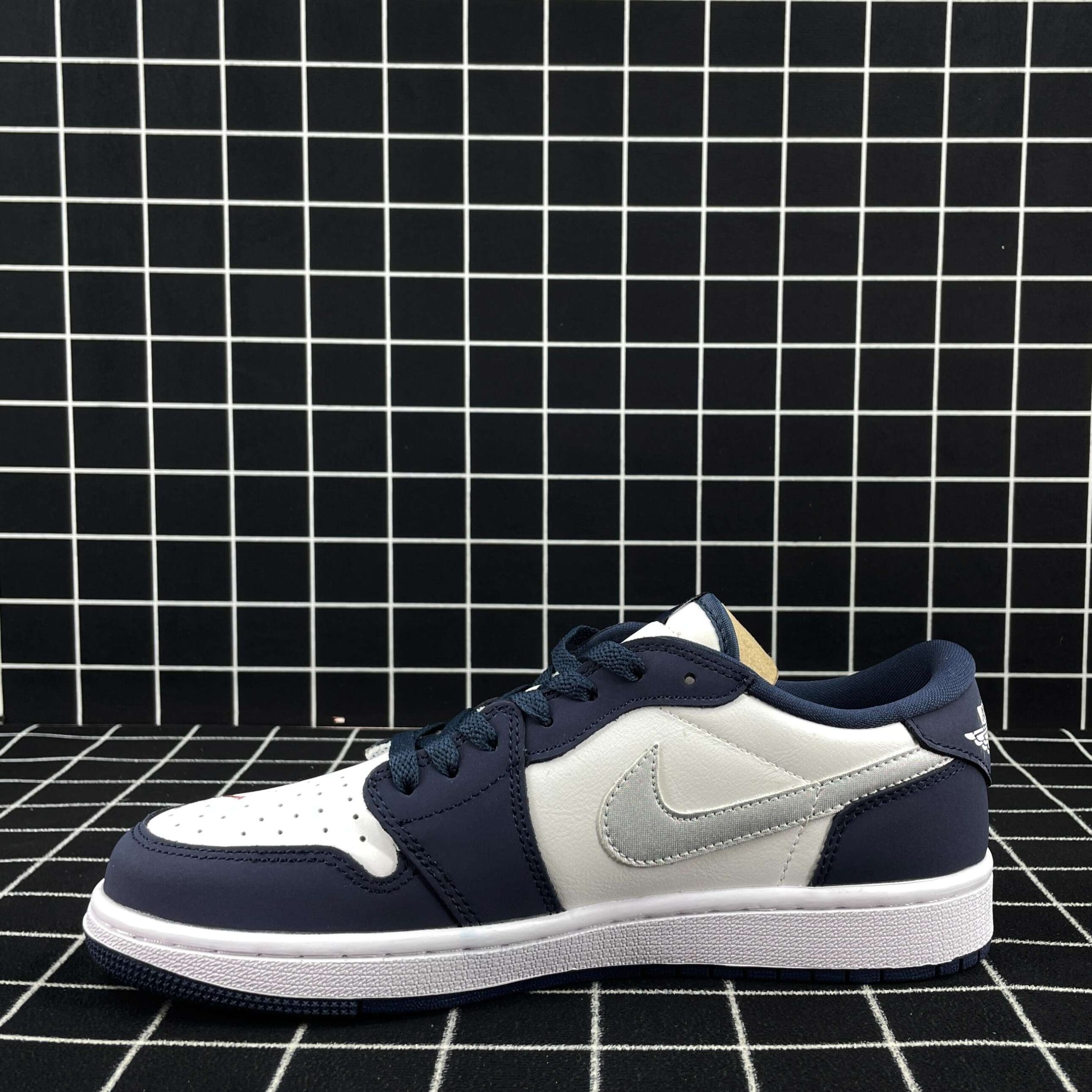 Jordan 1 Low SB Midnight Navy Replica
