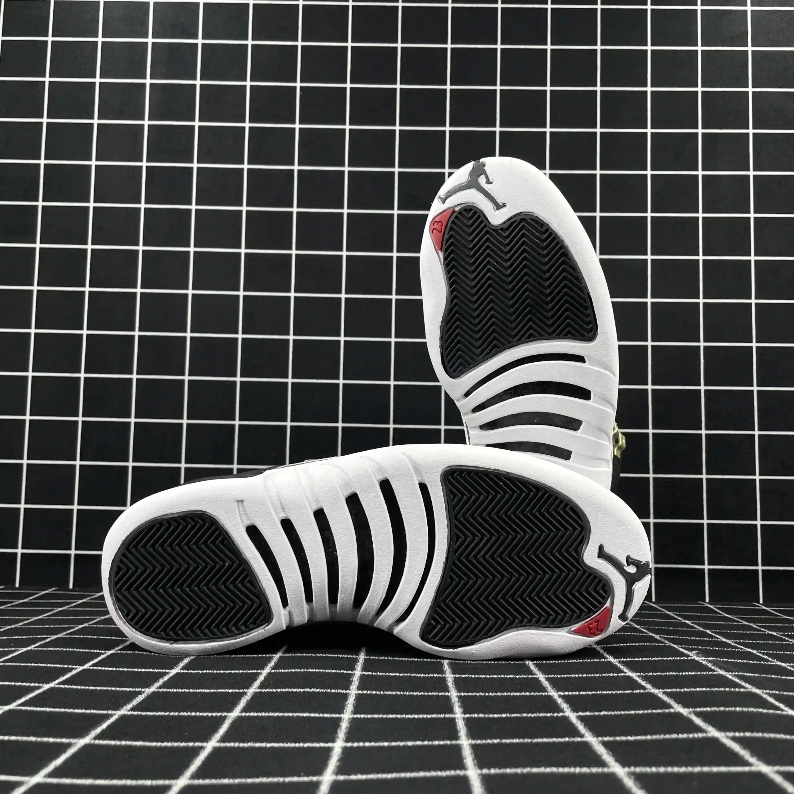 Air Jordan 12 Playoffs (2022) Replica