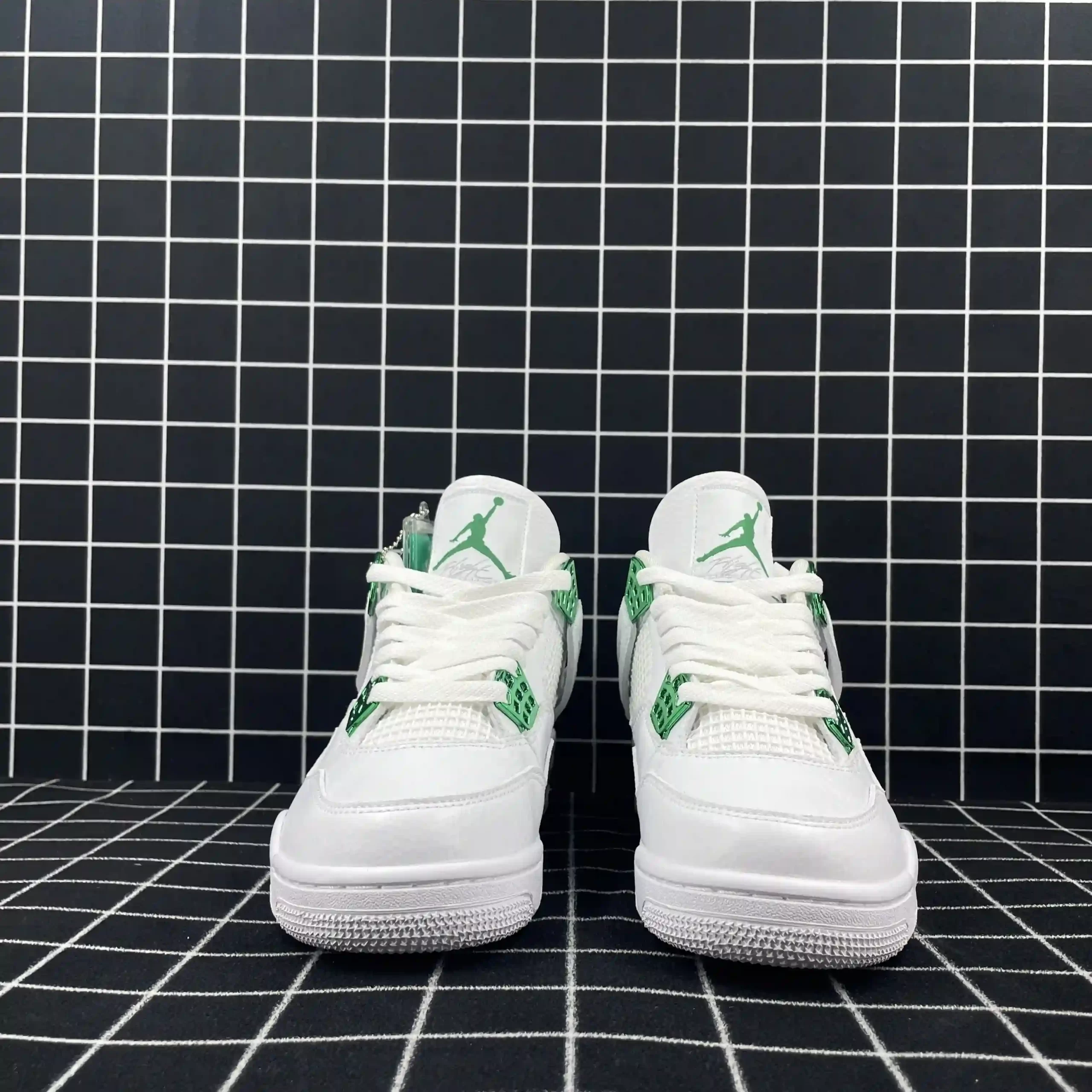 Jordan 4 Retro Metallic Green Replica