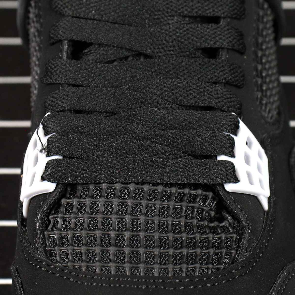 Jordan 4 Retro Bred Replica