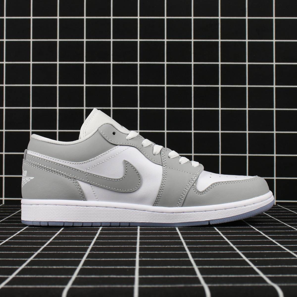 Jordan 1 Low Wolf Grey Replica