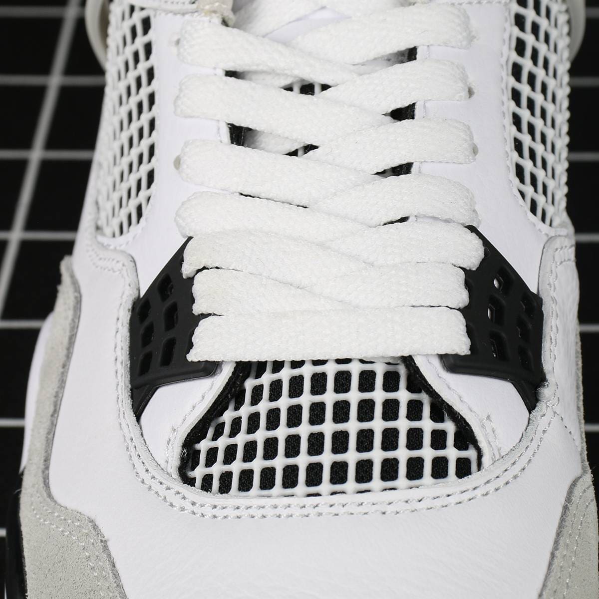 Jordan 4 Retro Military Black Replica