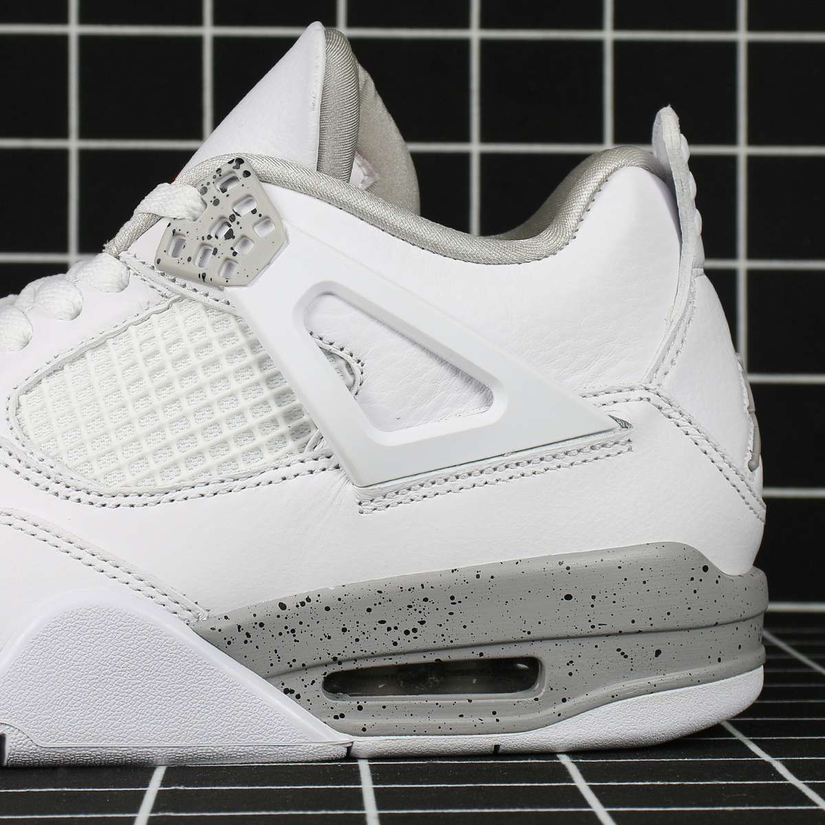 Air Jordan 4 Retro White Oreo Replica