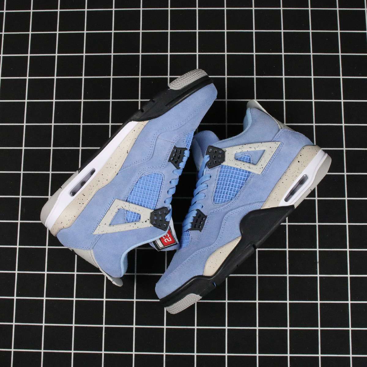 Air Jordan 4 Retro University Blue Replica