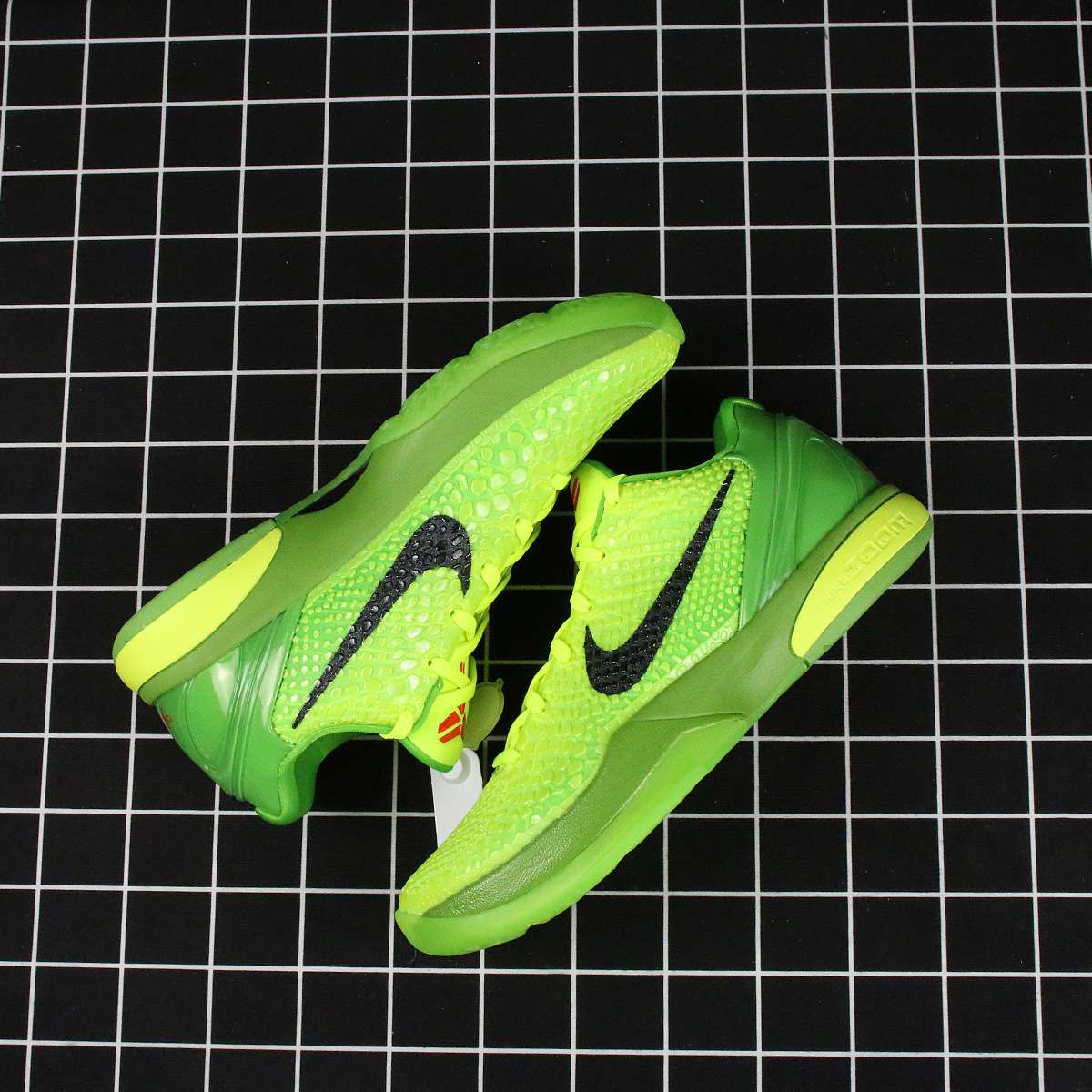 Nike Kobe 6 Grinch (2010) Replica