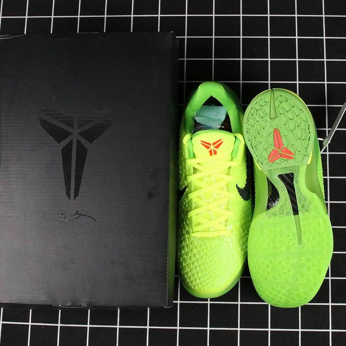 Nike Kobe 6 Grinch (2010) Replica