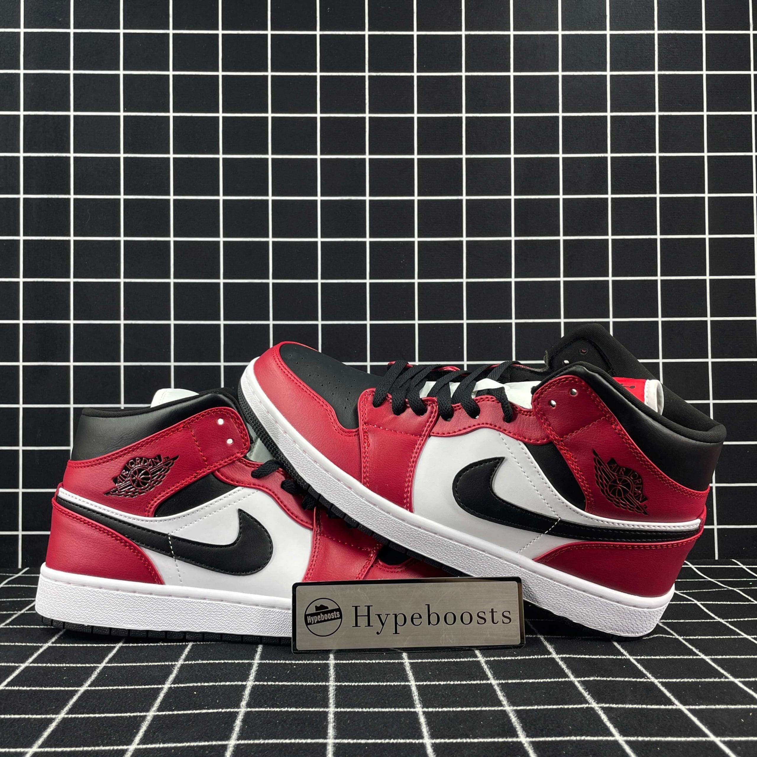 Air Jordan 1 Mid Chicago Black Toe