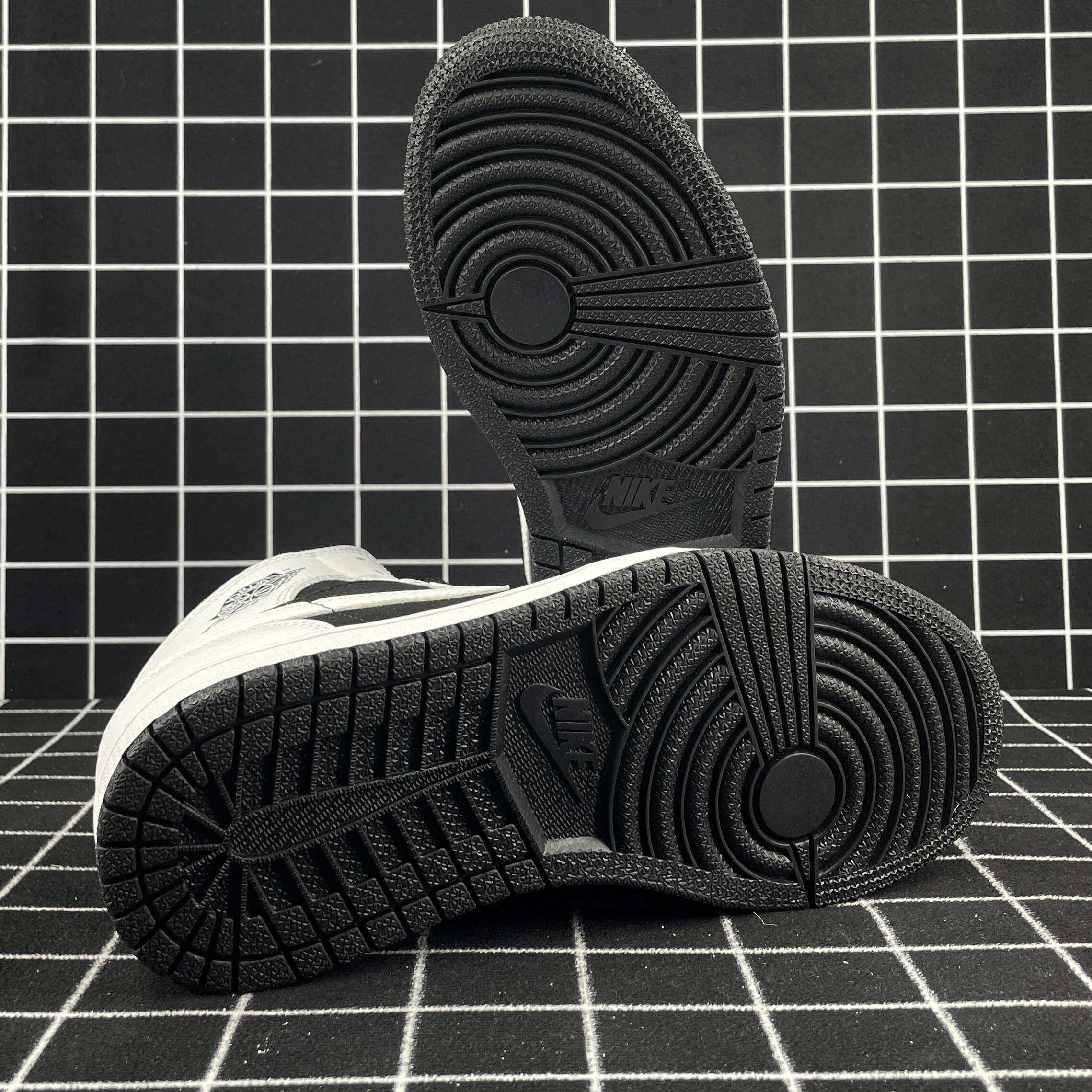 Air Jordan 1 Retro High OG NRG Not For Resale Replica