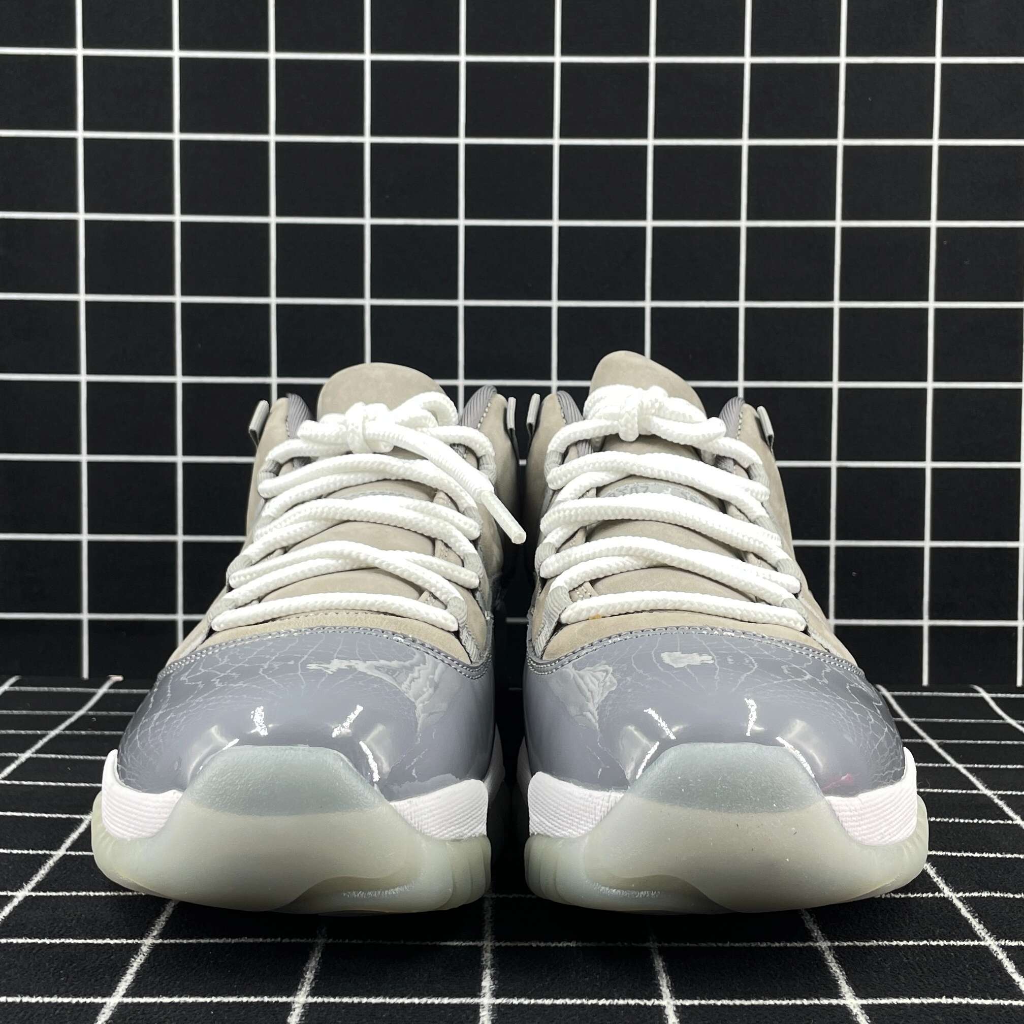 Air Jordan 11 Retro Low Cool Grey Replica