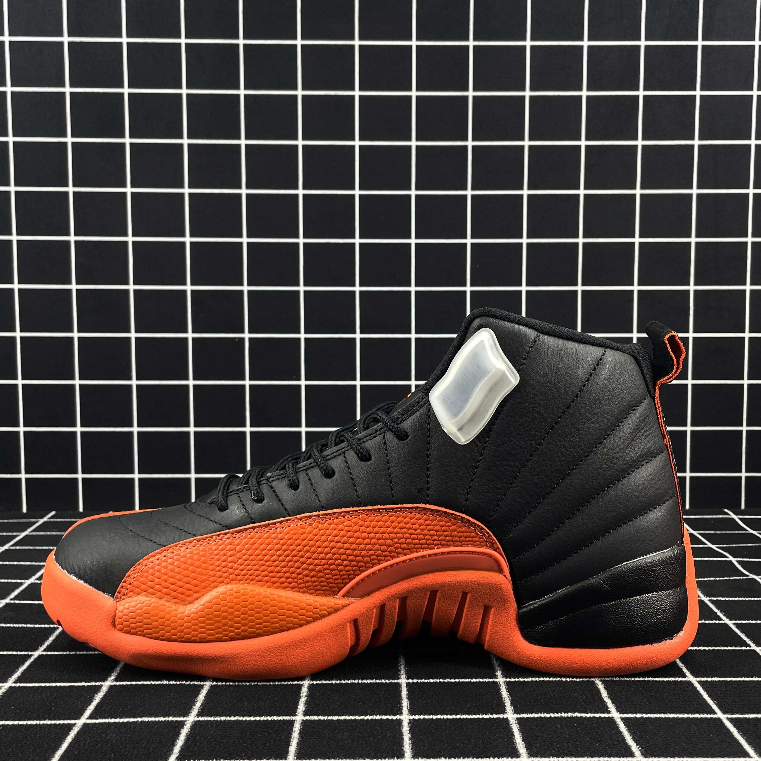 Air Jordan 12 WMNS Brilliant Orange Replica