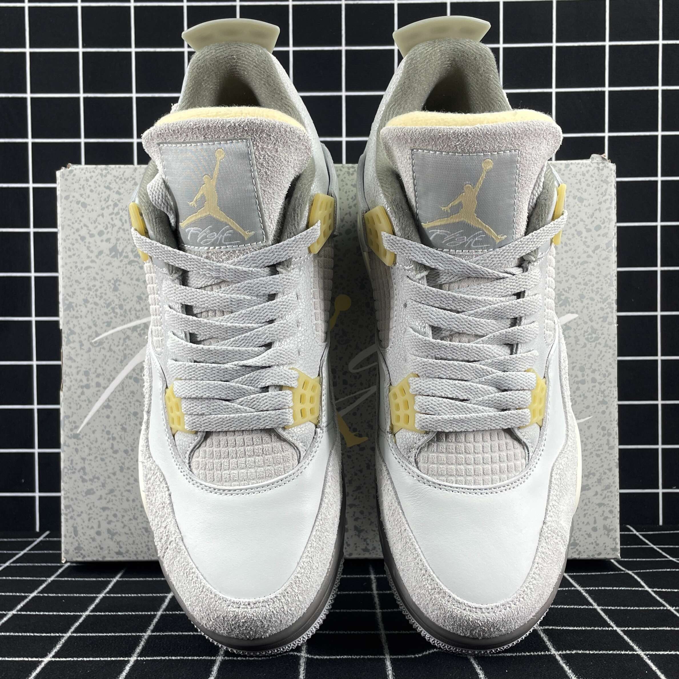 Air Jordan 4 Craft SE Photon Dust Replica