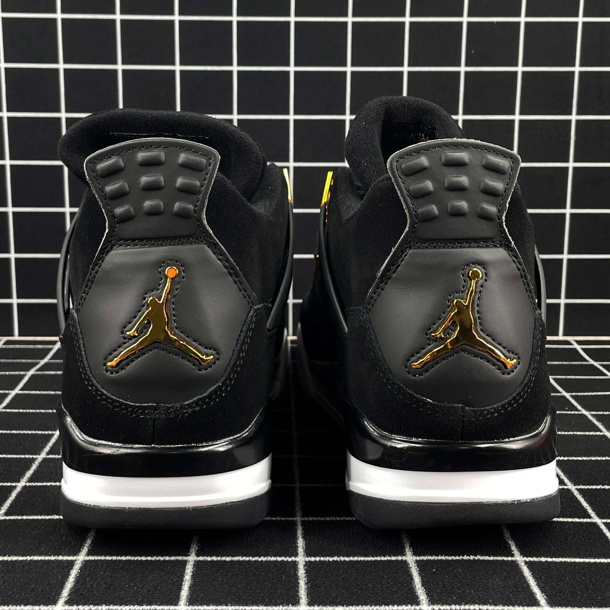 Air Jordan 4 Retro Royalty Replica