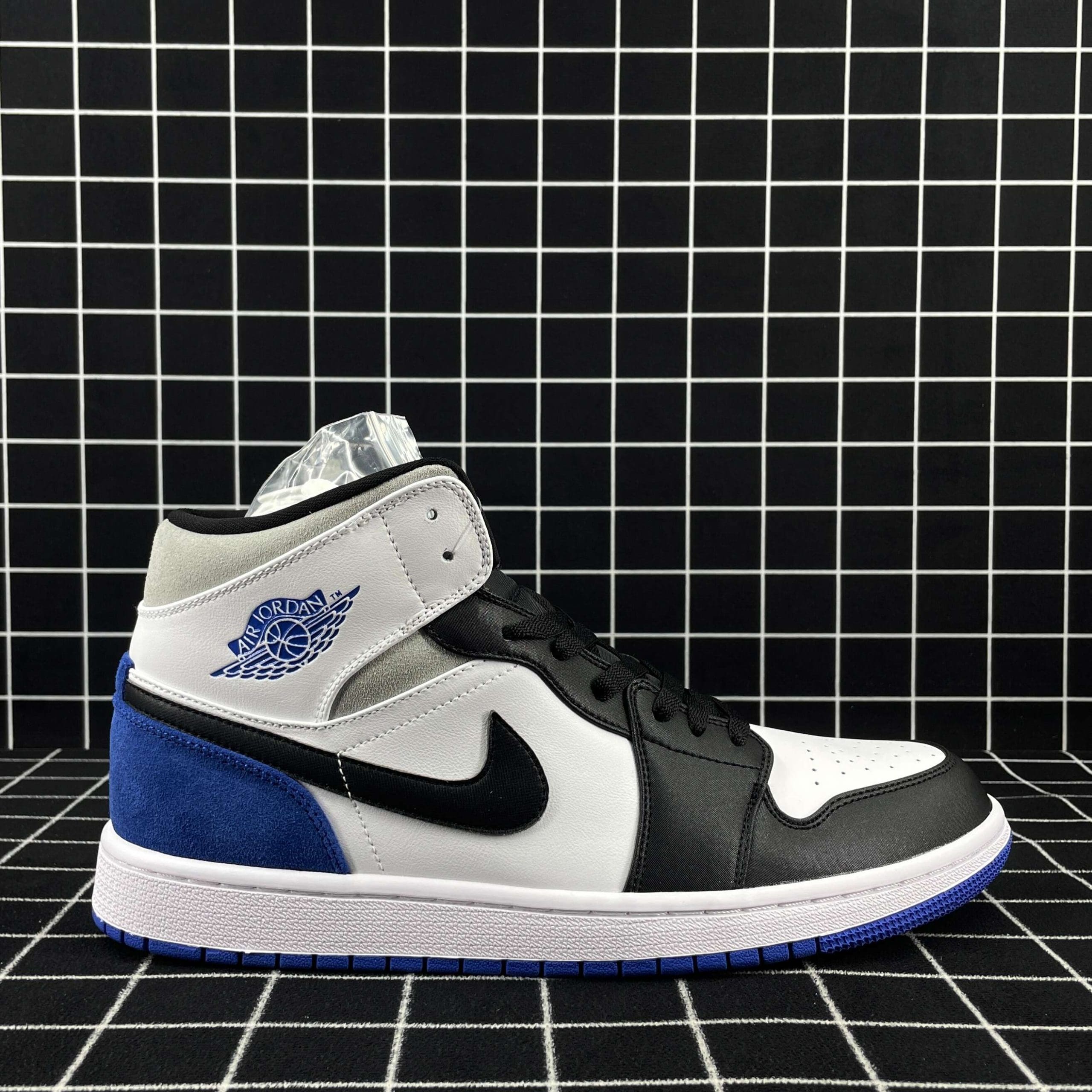 Jordan 1 Mid SE Royal Black Toe Replica