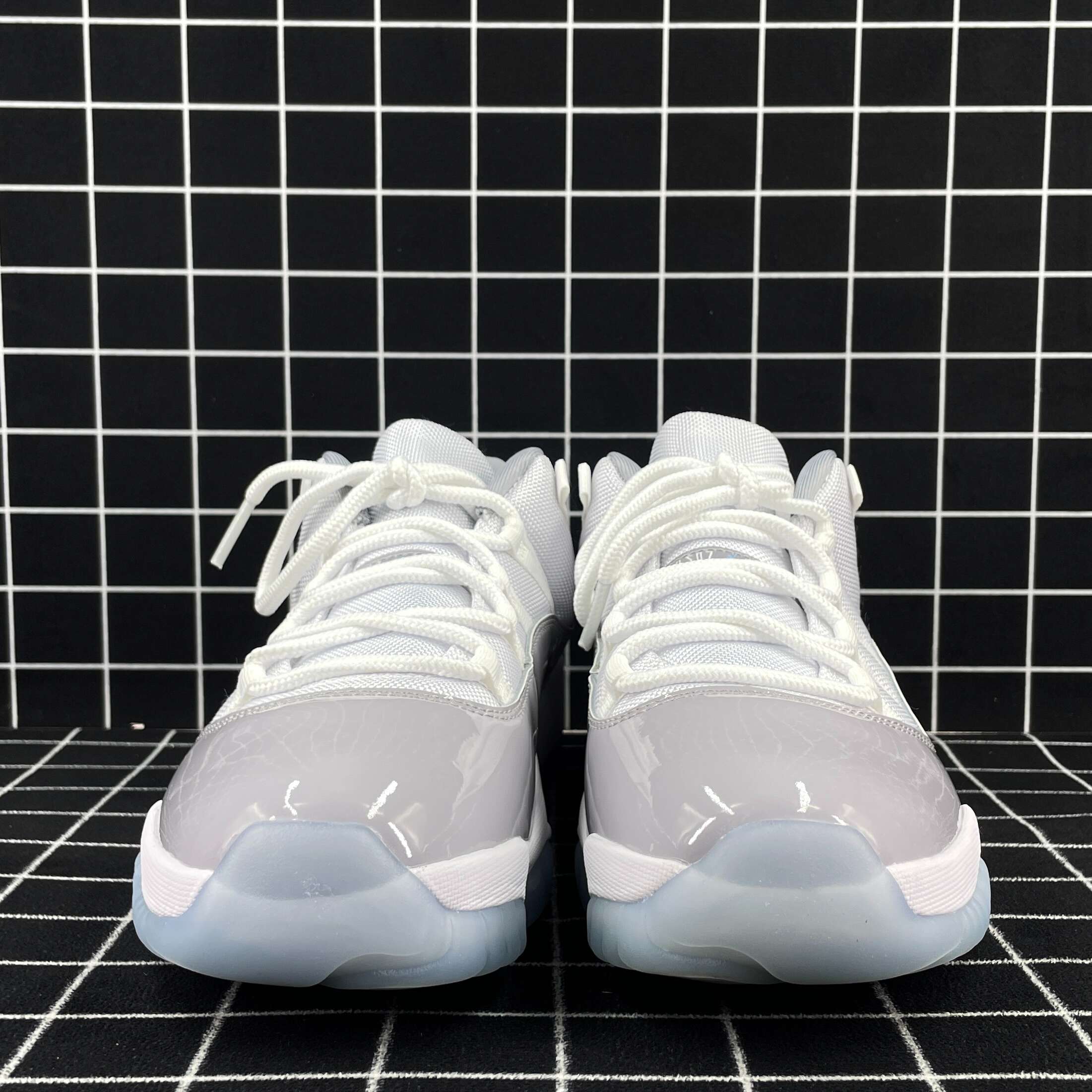 Jordan 11 Retro Low Cement Grey Replica