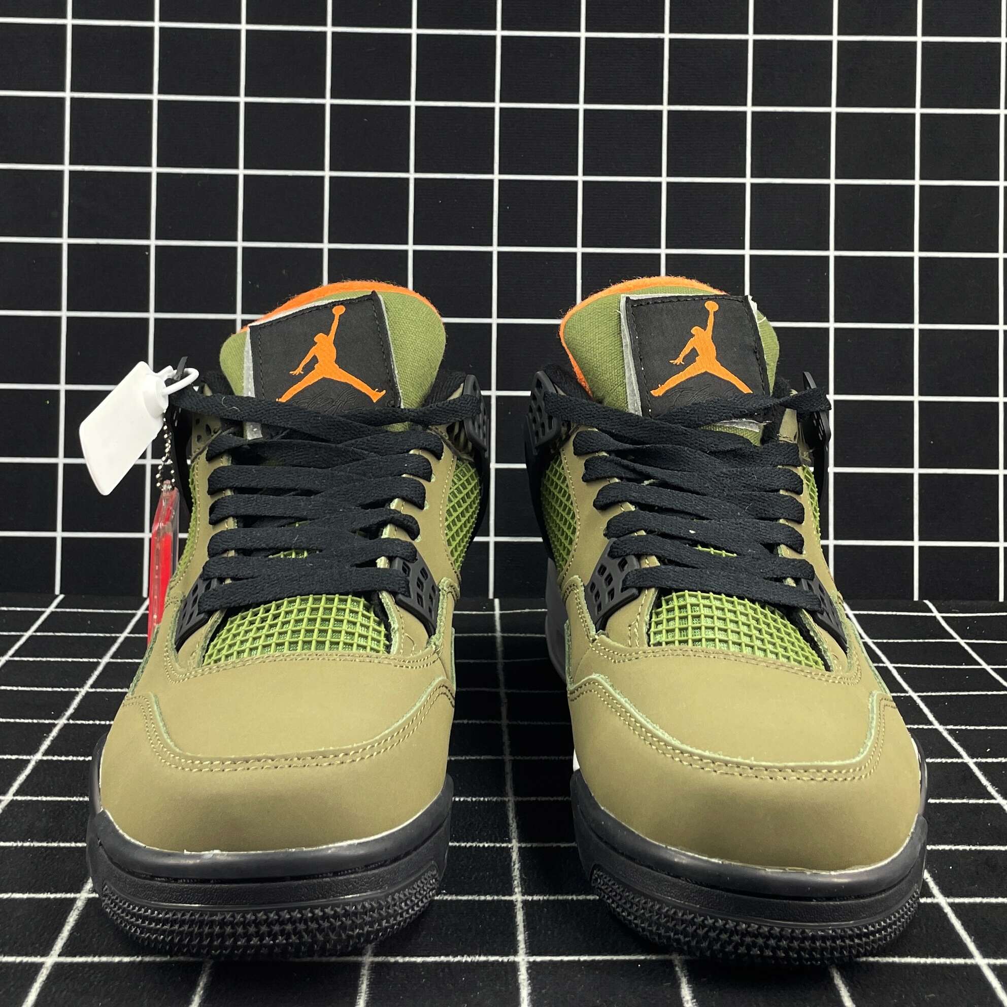 Jordan 4 Retro Undefeated Replica