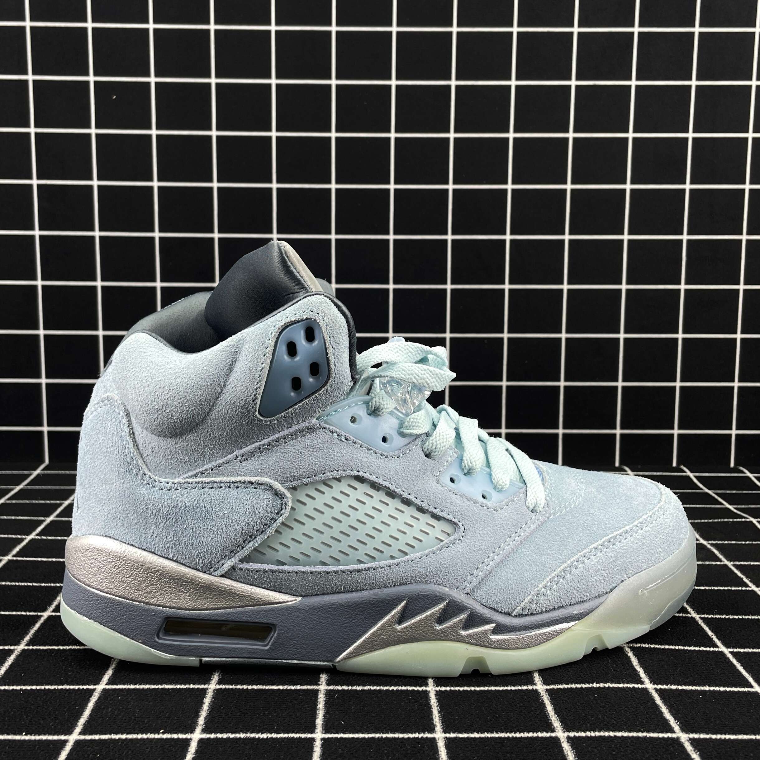 Wmns Air Jordan 5 Retro Bluebird Replica
