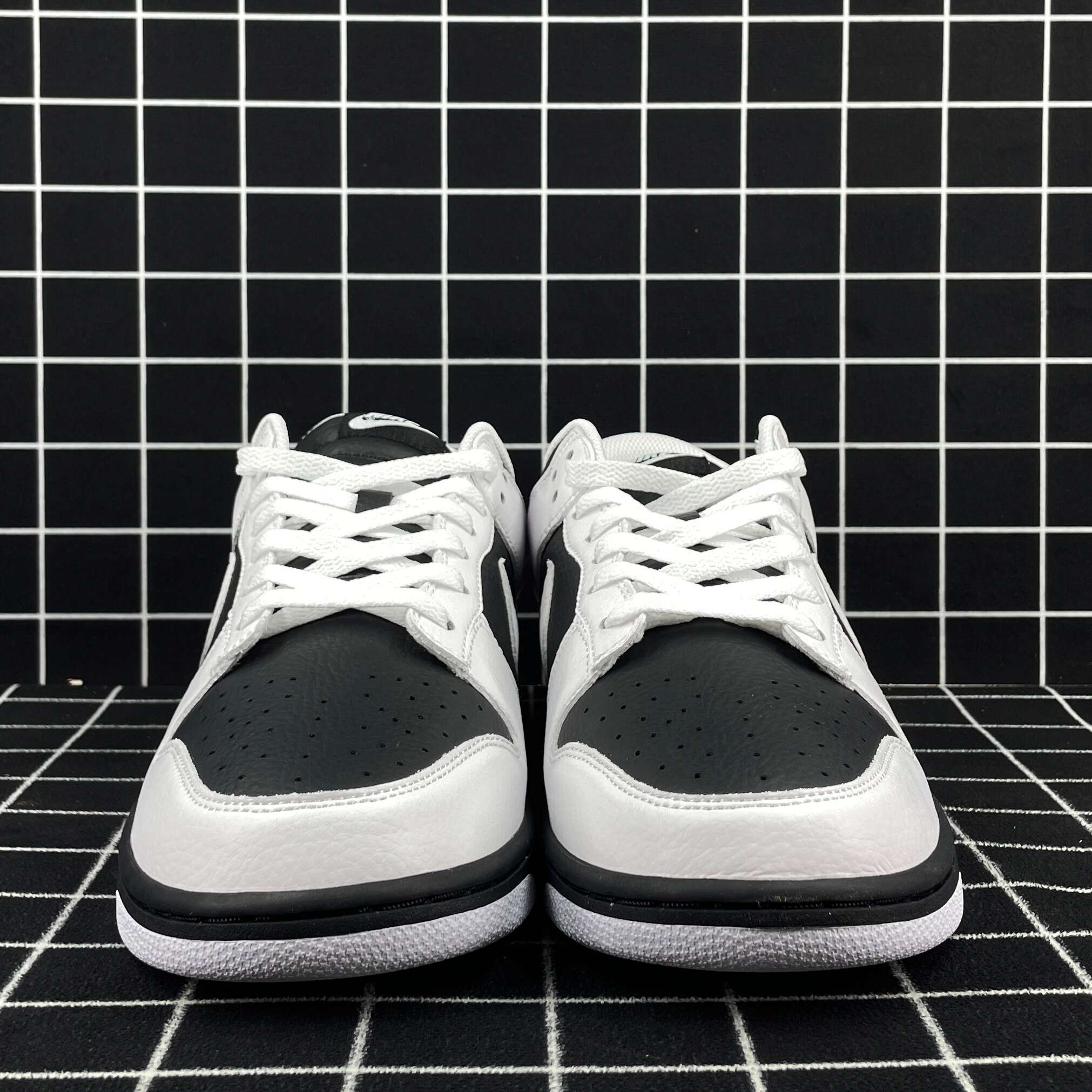 Nike Dunk Low Retro Reverse Panda Replica