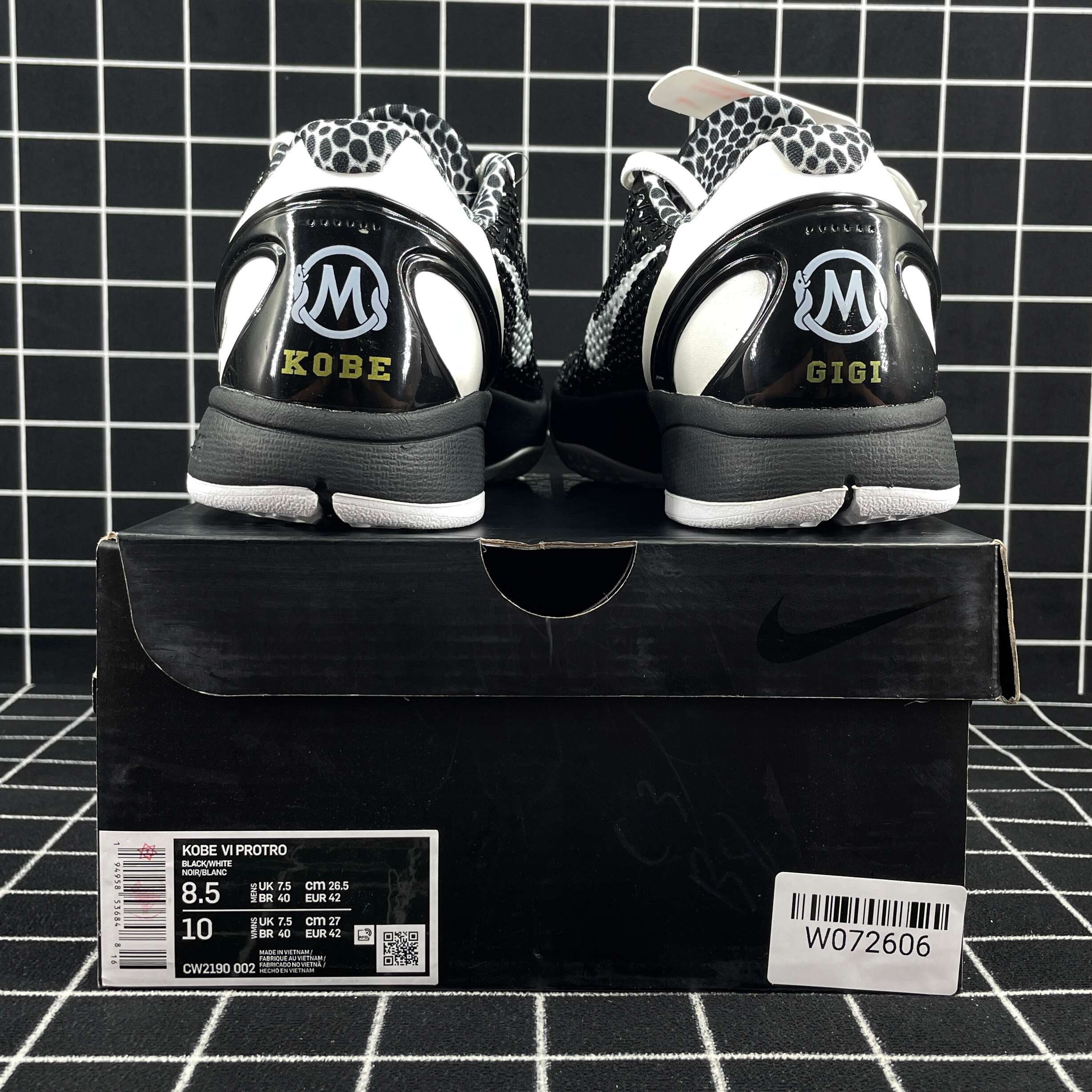 Nike Kobe 6 Protro Mambacita Sweet 16 Replica