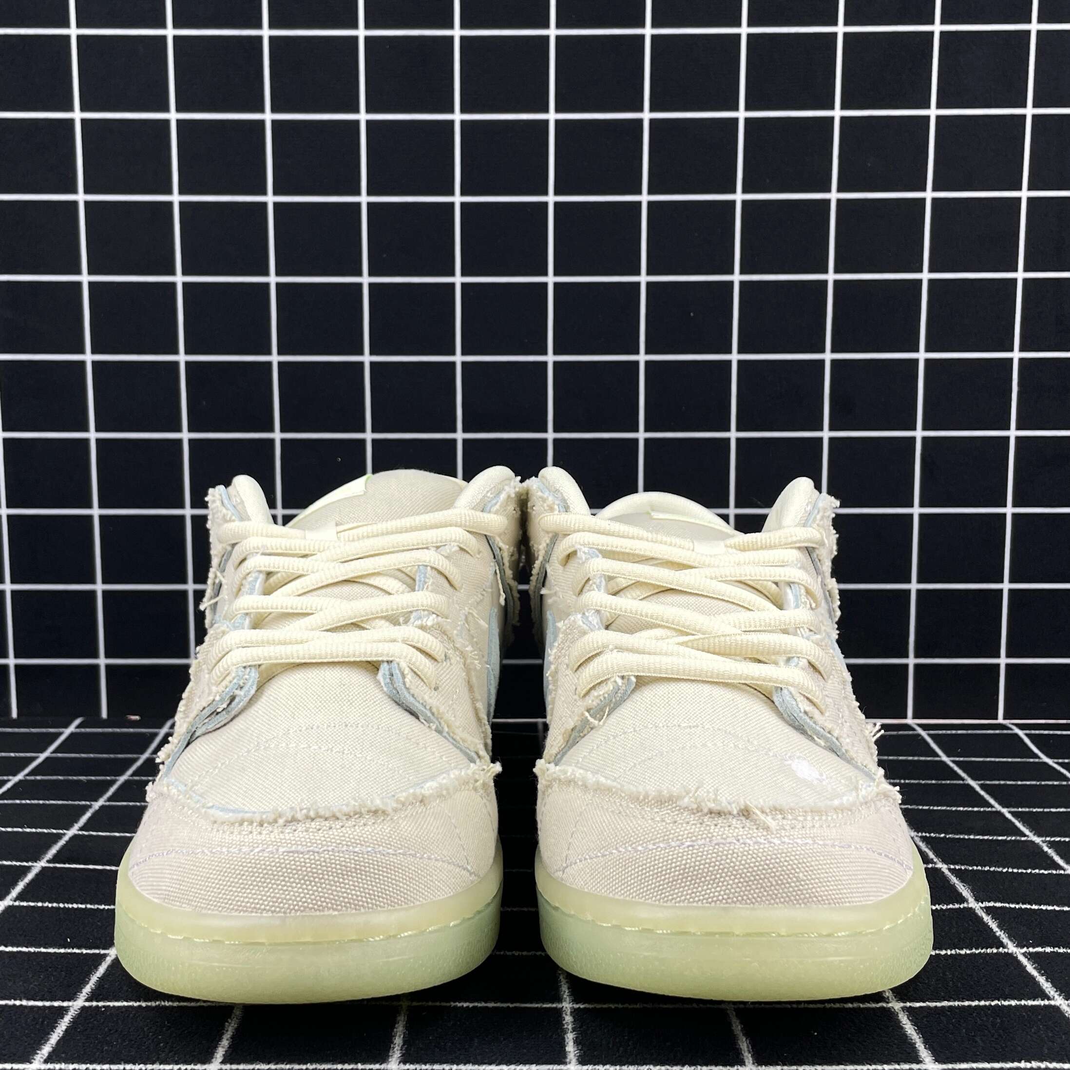 Nike SB Dunk Low Mummy Replica