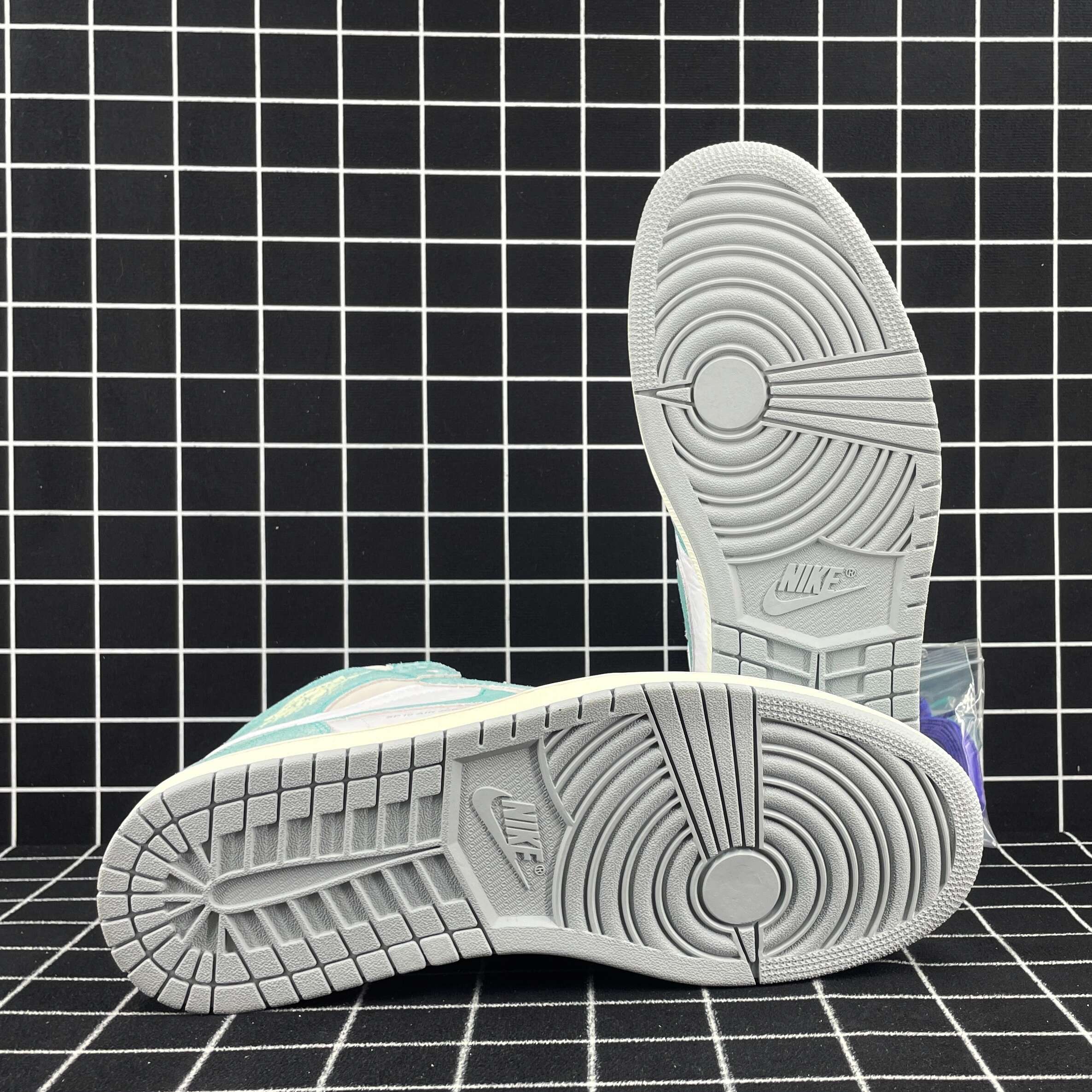 Jordan 1 Retro High Turbo Green Replica