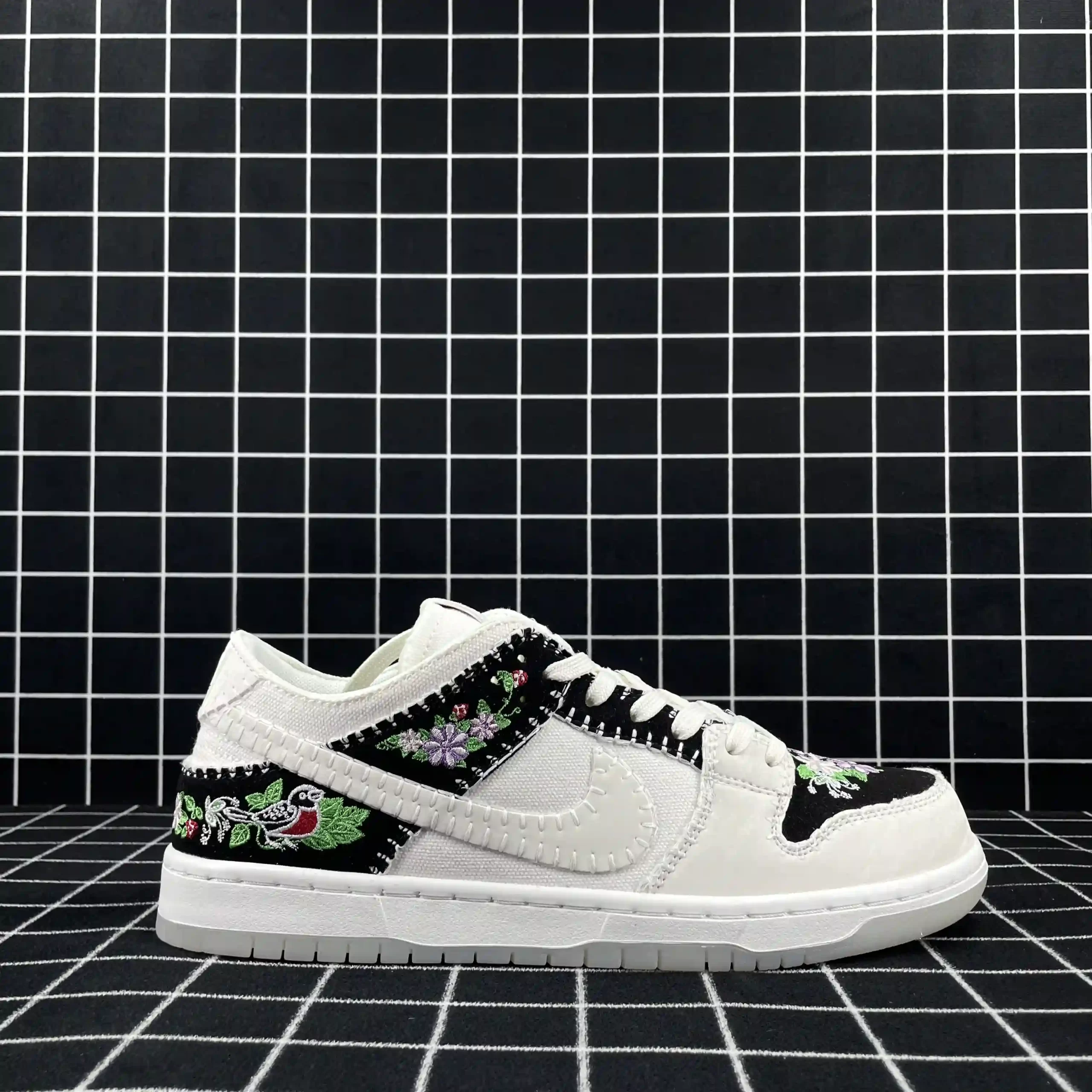 Nike SB Dunk Low Decon N7 Black Sail Replica