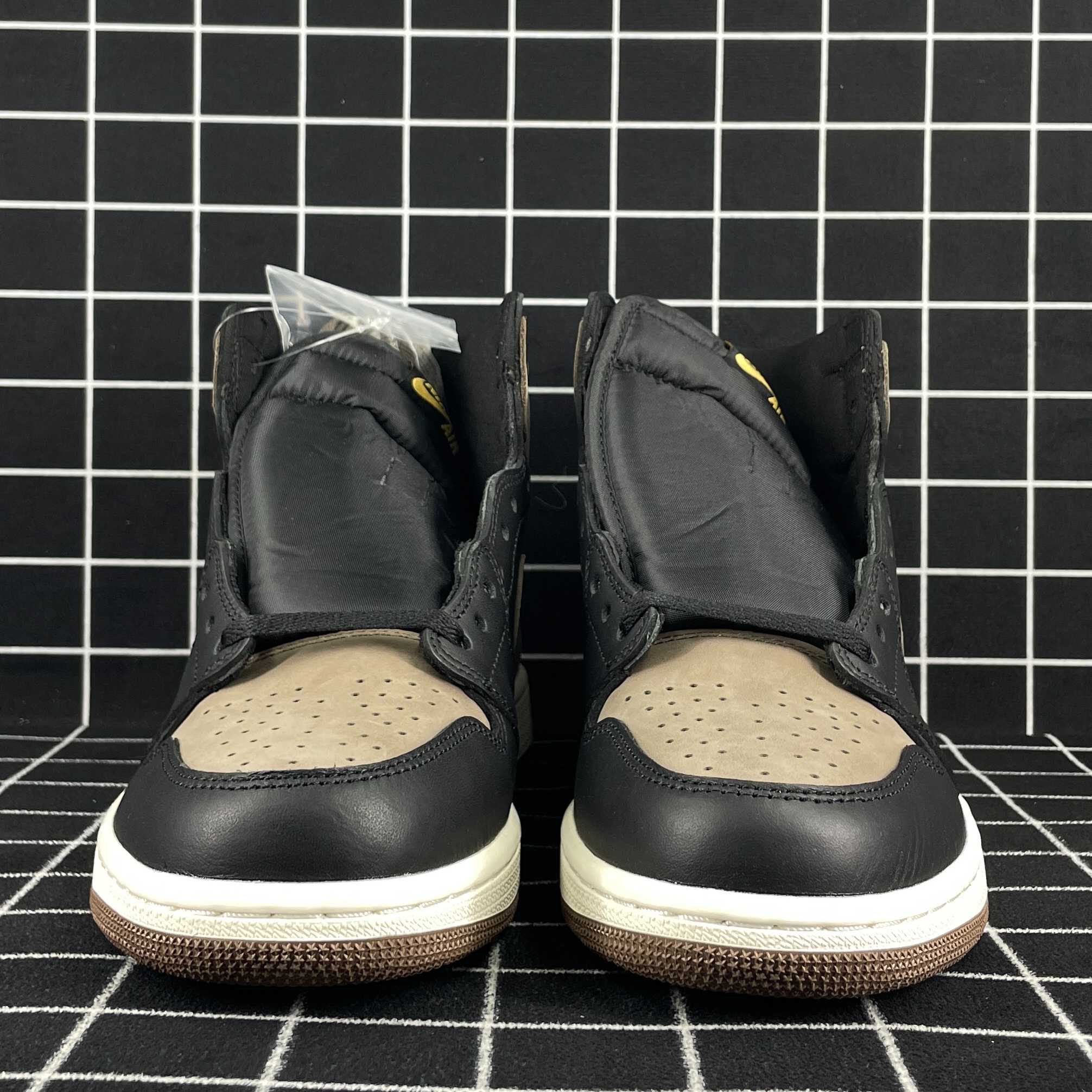 Jordan 1 Retro High OG Palomino Replica