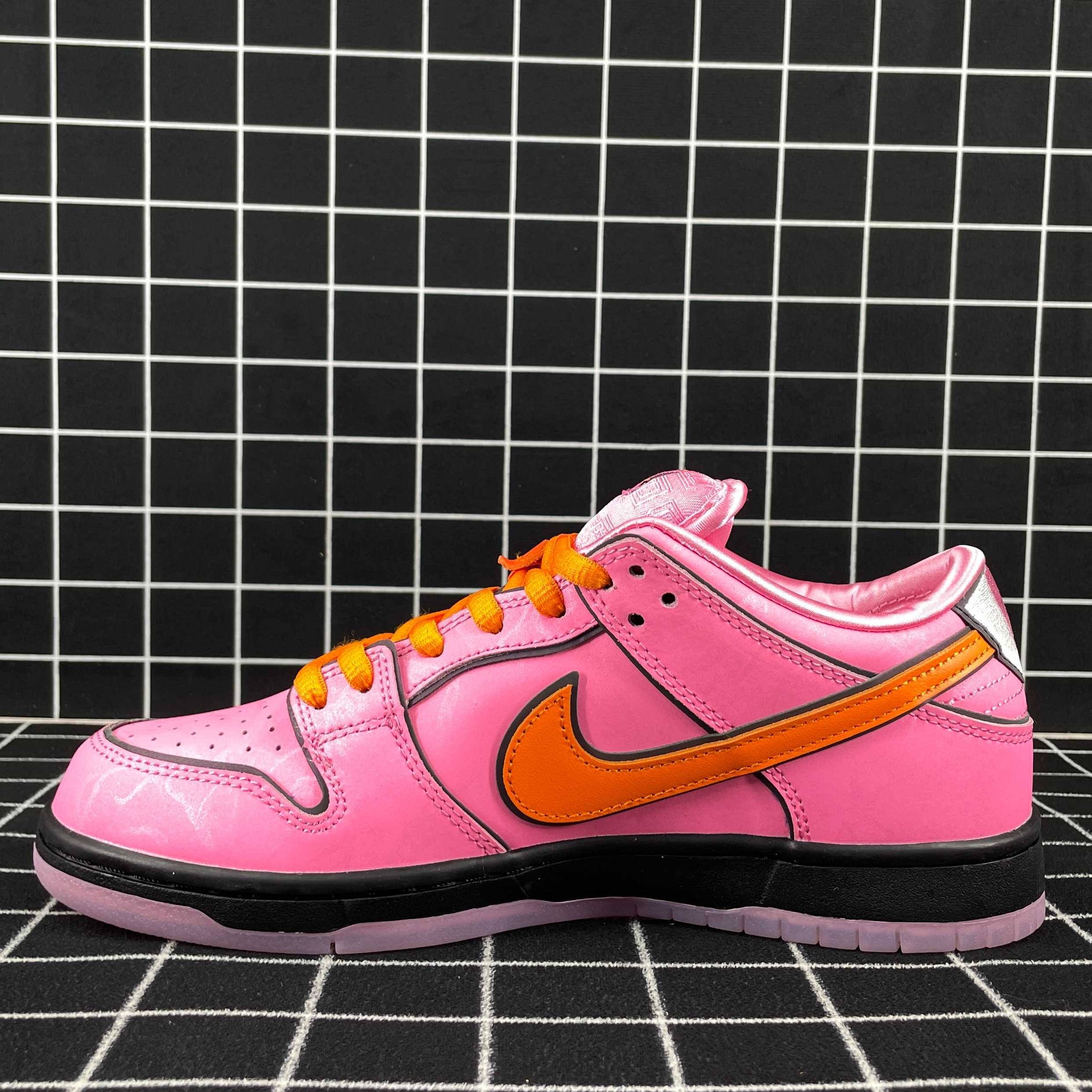 Nike SB Dunk Low Blossom Replica