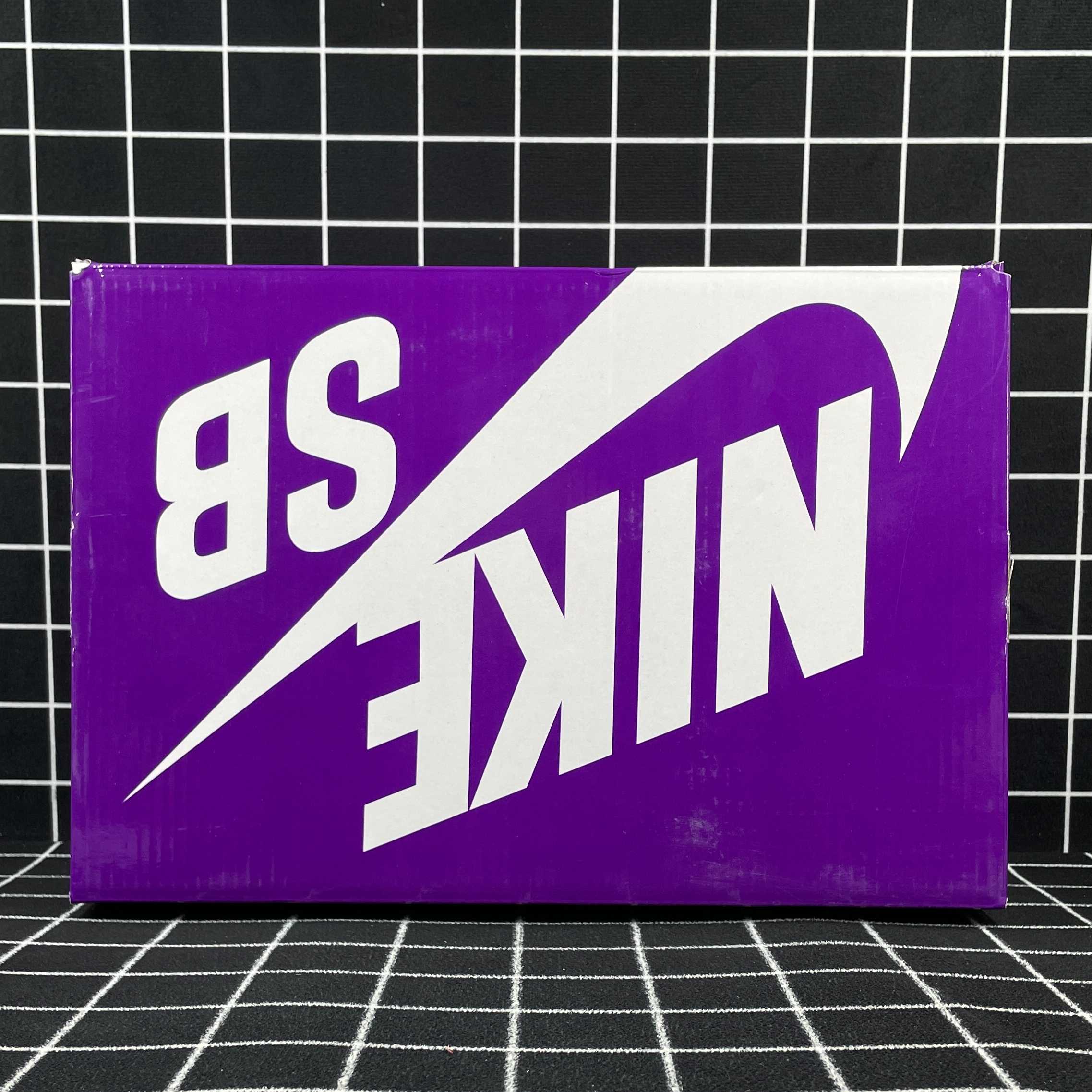 Nike SB Dunk Low White Black Trail End Brown Replica