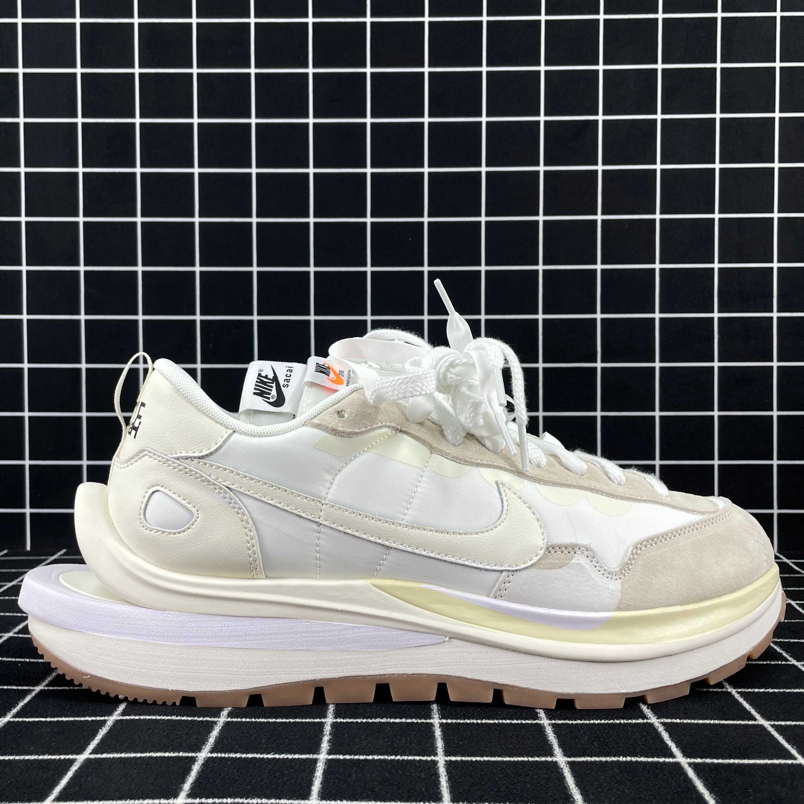 Nike VaporWaffle Sacai Sail Gum Replica
