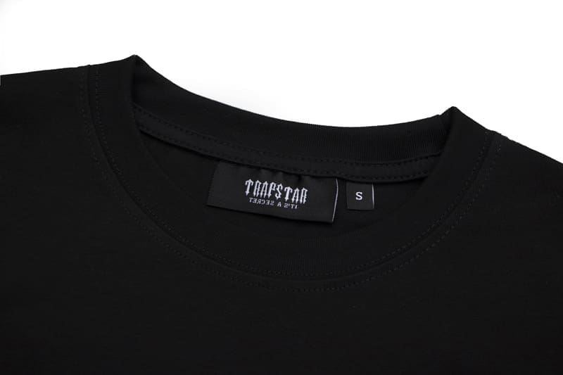 Trapstar Gradient Letter Print Tee