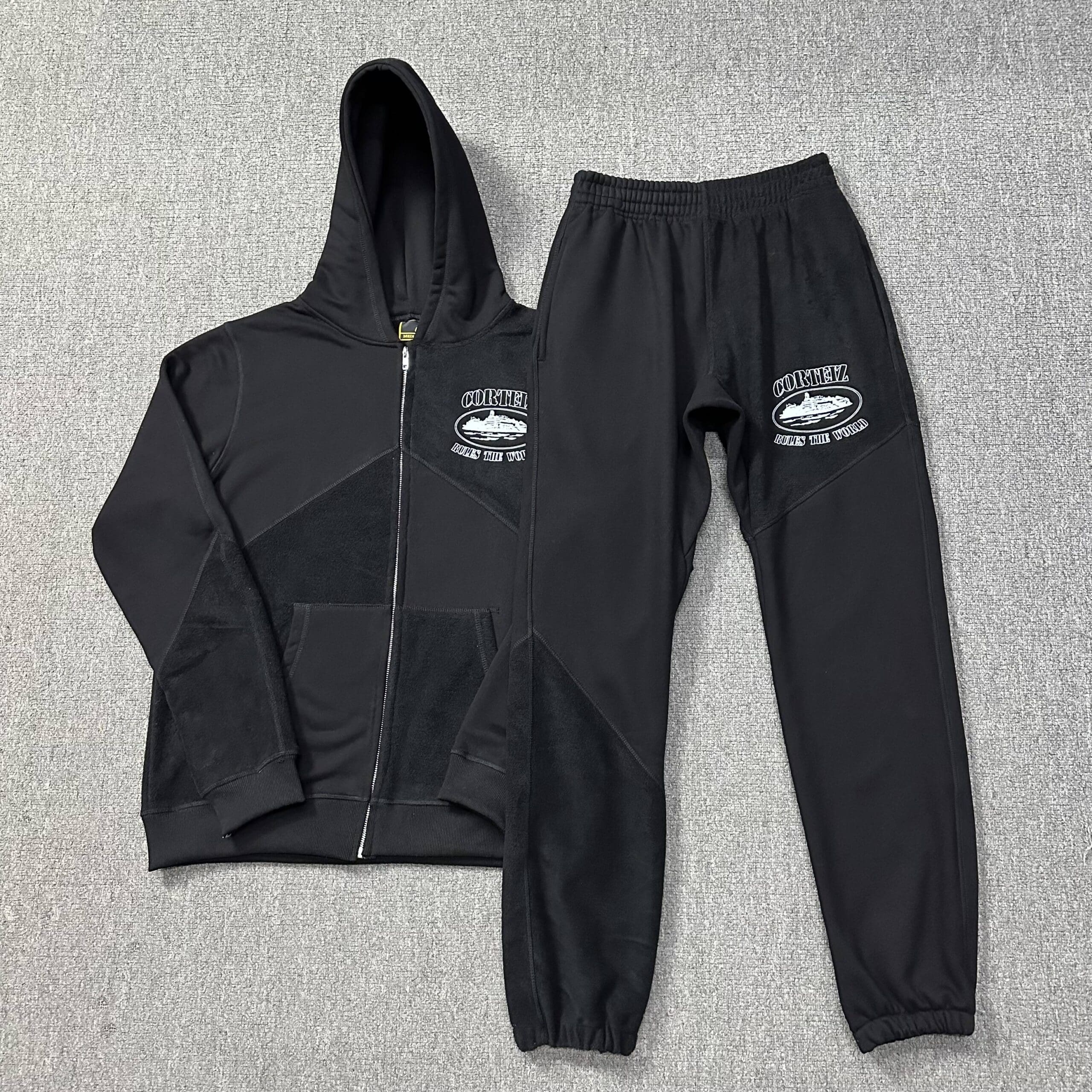 Corteiz Devil Island Fleece-Lined Sweatpants