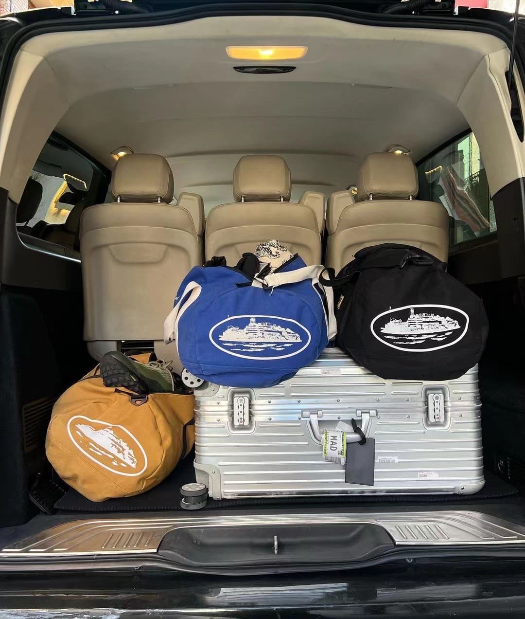 Corteiz Bucket Satchel Large Capacity Sports Bag