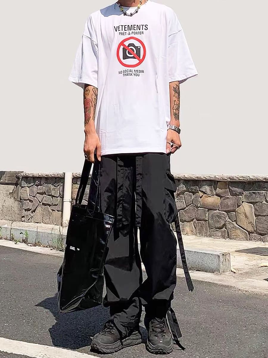 Vetements No Photography Slogan Tee