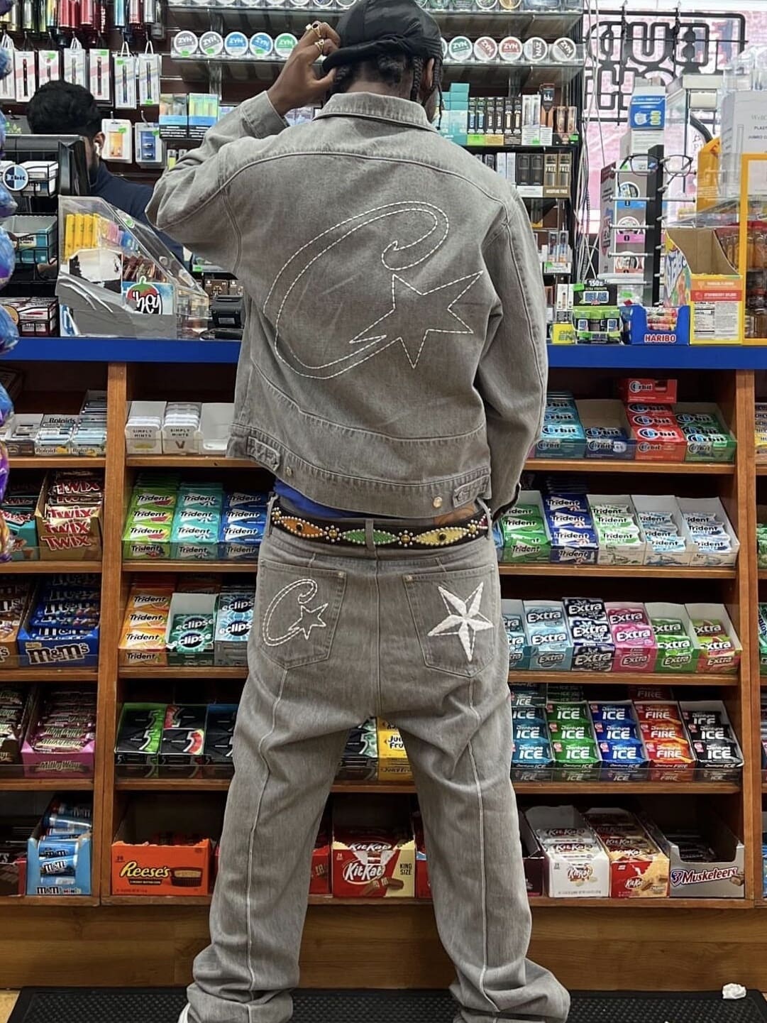 Corteiz Embroidered Five-Pointed Star Denim