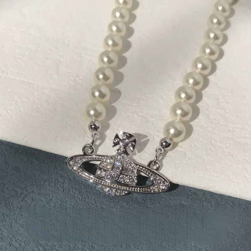 u1u1enne westwood saturn pearl necklace empress dowager pin pearl necklace