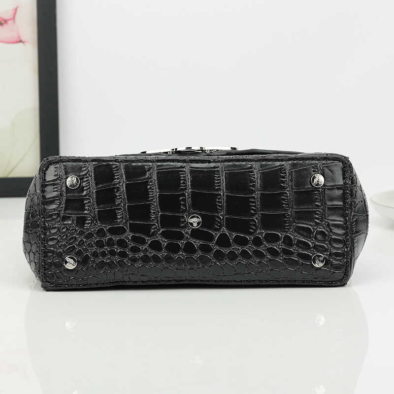 u1u1enne westwood crocodile pattern small square bag saturn chain shoulder bag
