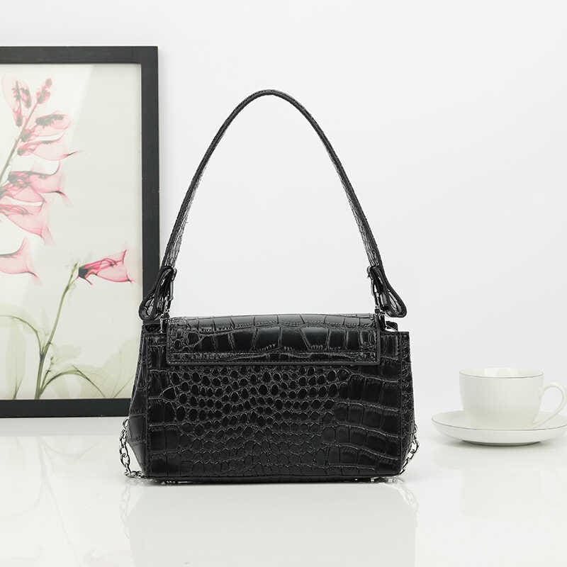 u1u1enne westwood crocodile pattern small square bag saturn chain shoulder bag