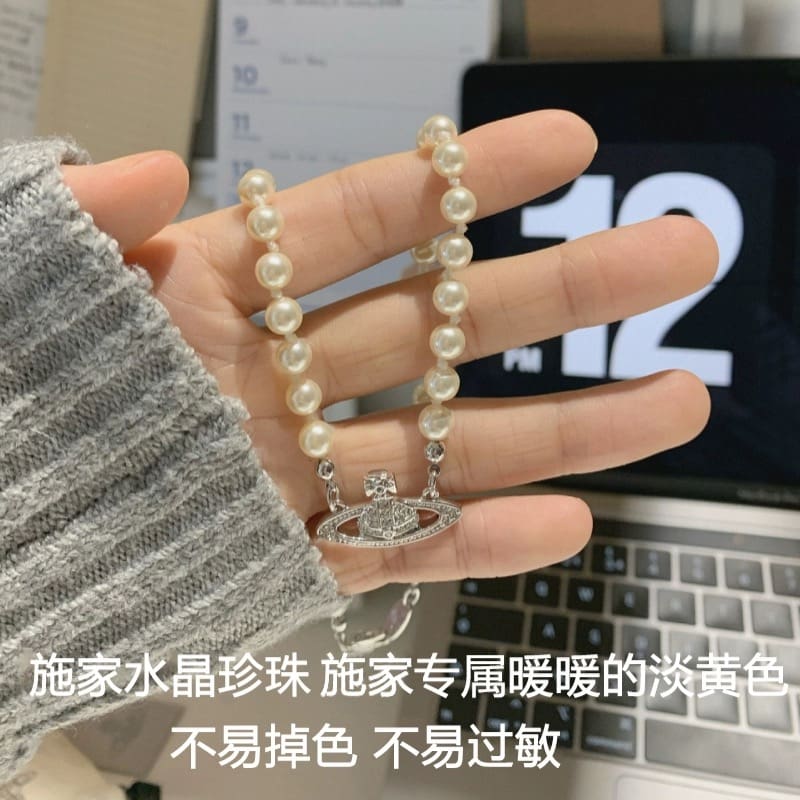 u1u1enne westwood saturn pearl necklace silver