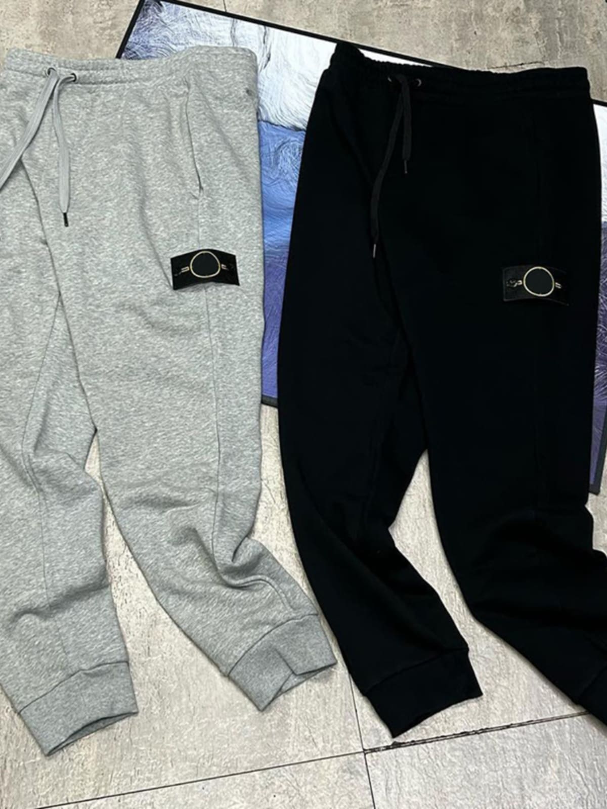 Stone Island Classic Solid Color Compass Terry Shorts Tapered Fit